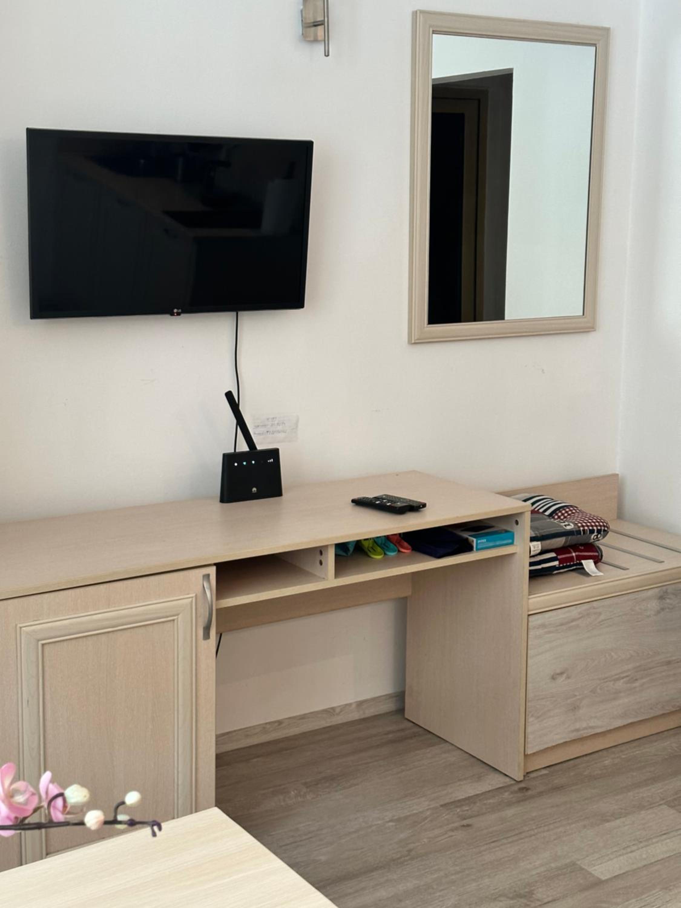 AVALON, Apartment C102
