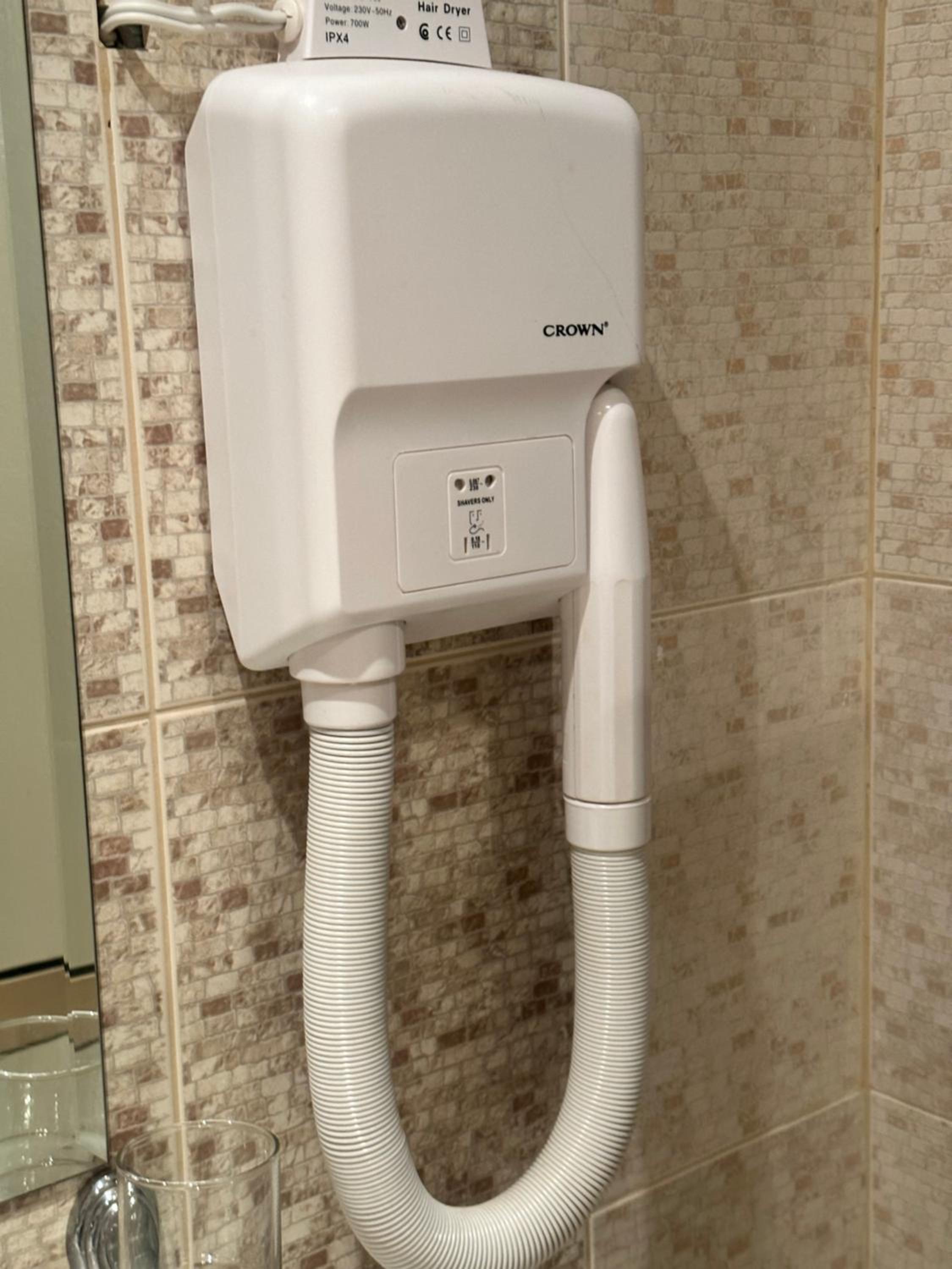 AVALON, Apartment C102