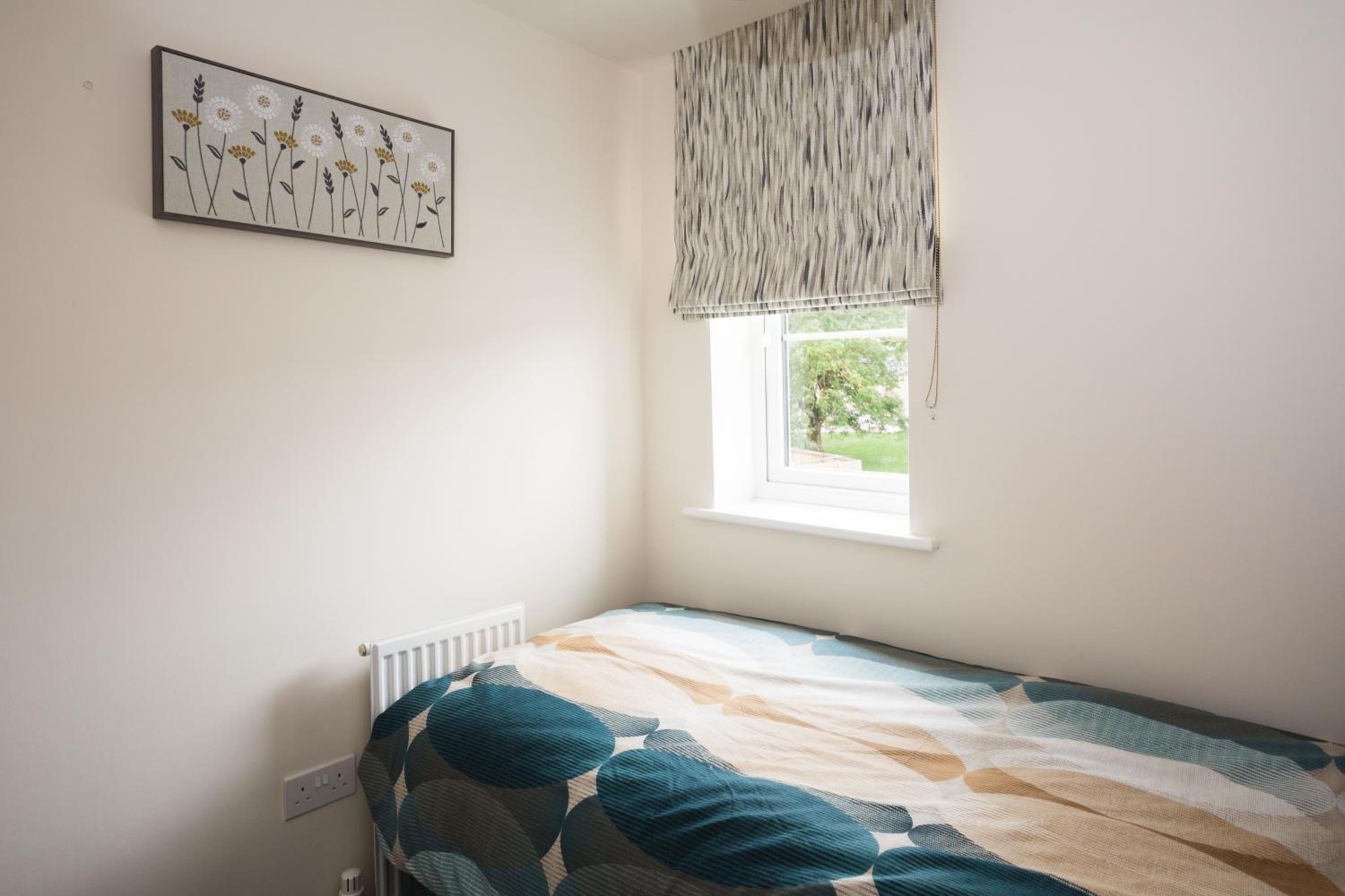 Peak District New Modern Cottage in Buxton view 5
