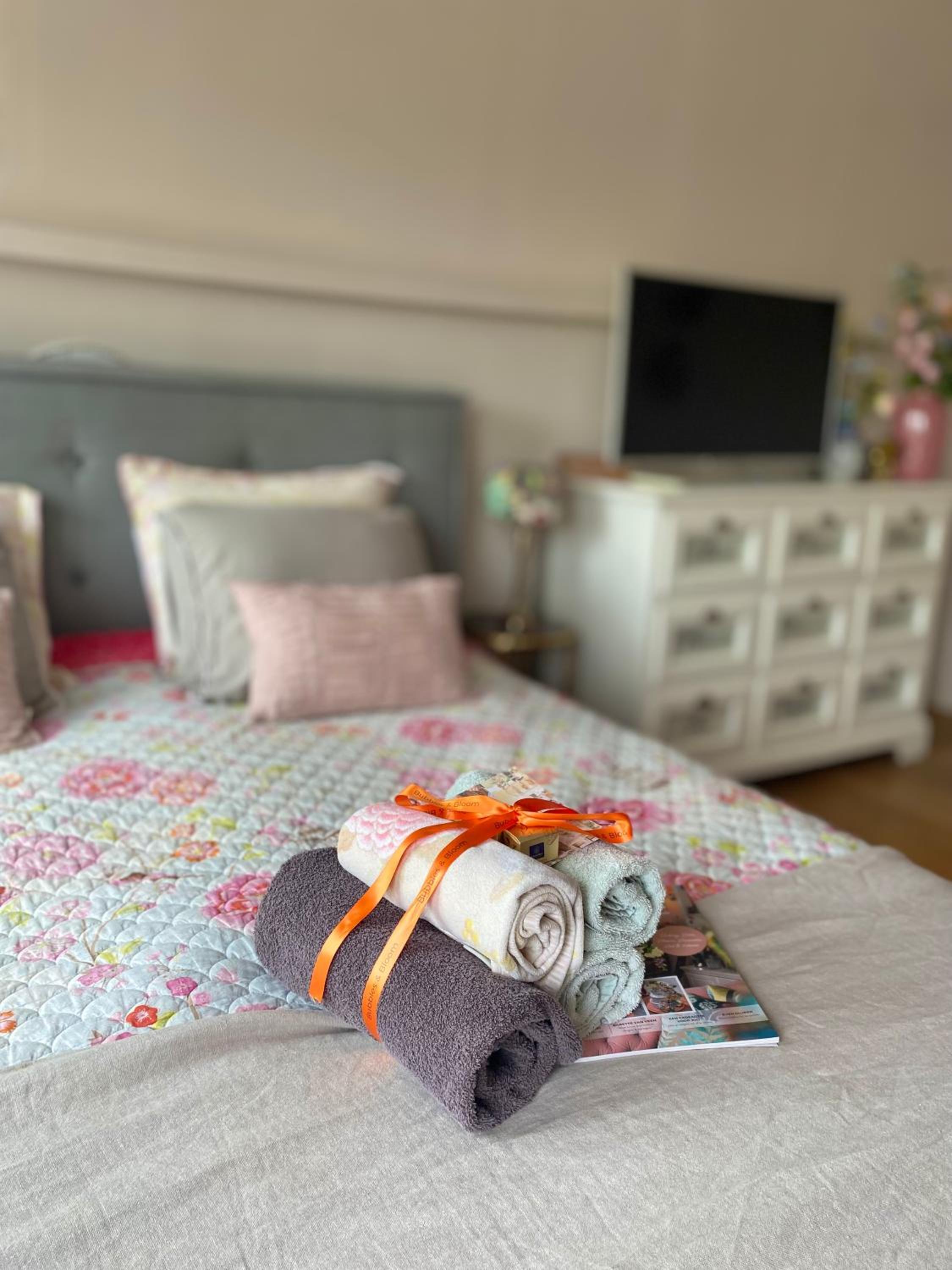 Bubbles & Bed, photo 101