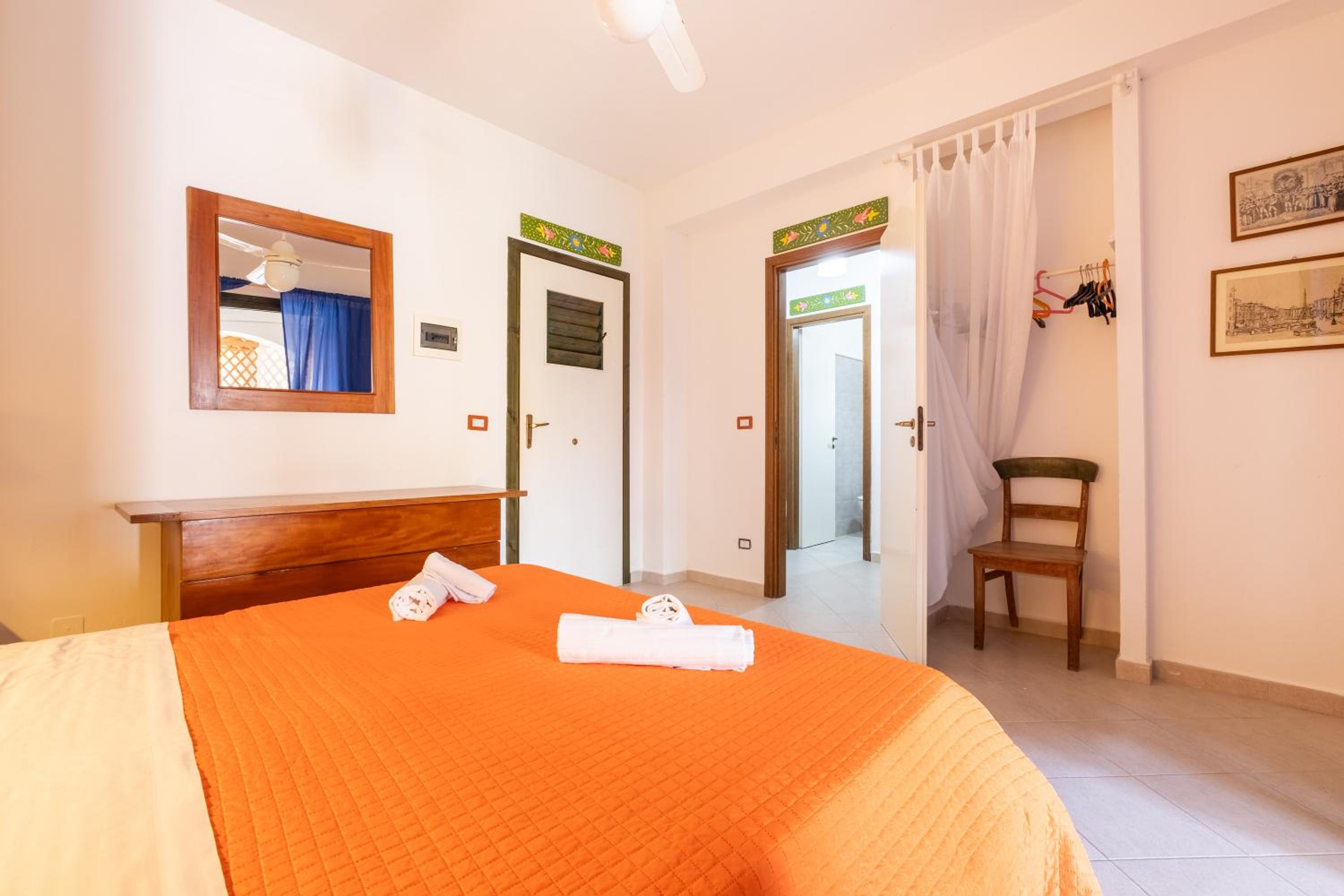 Vulcano Vacations - Jera 39 Piazzetta - Property Image 2