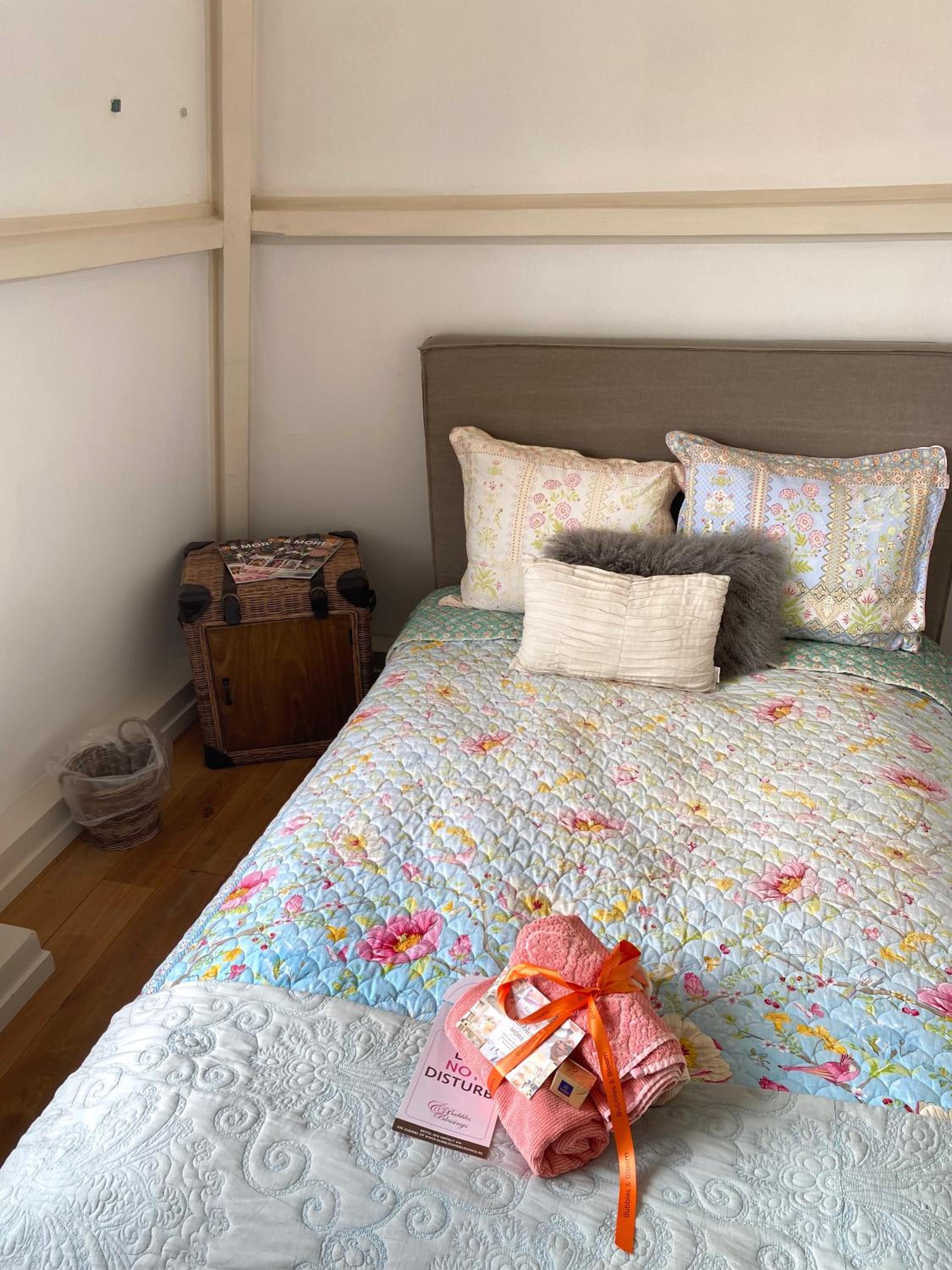 Bubbles & Bed, photo 19