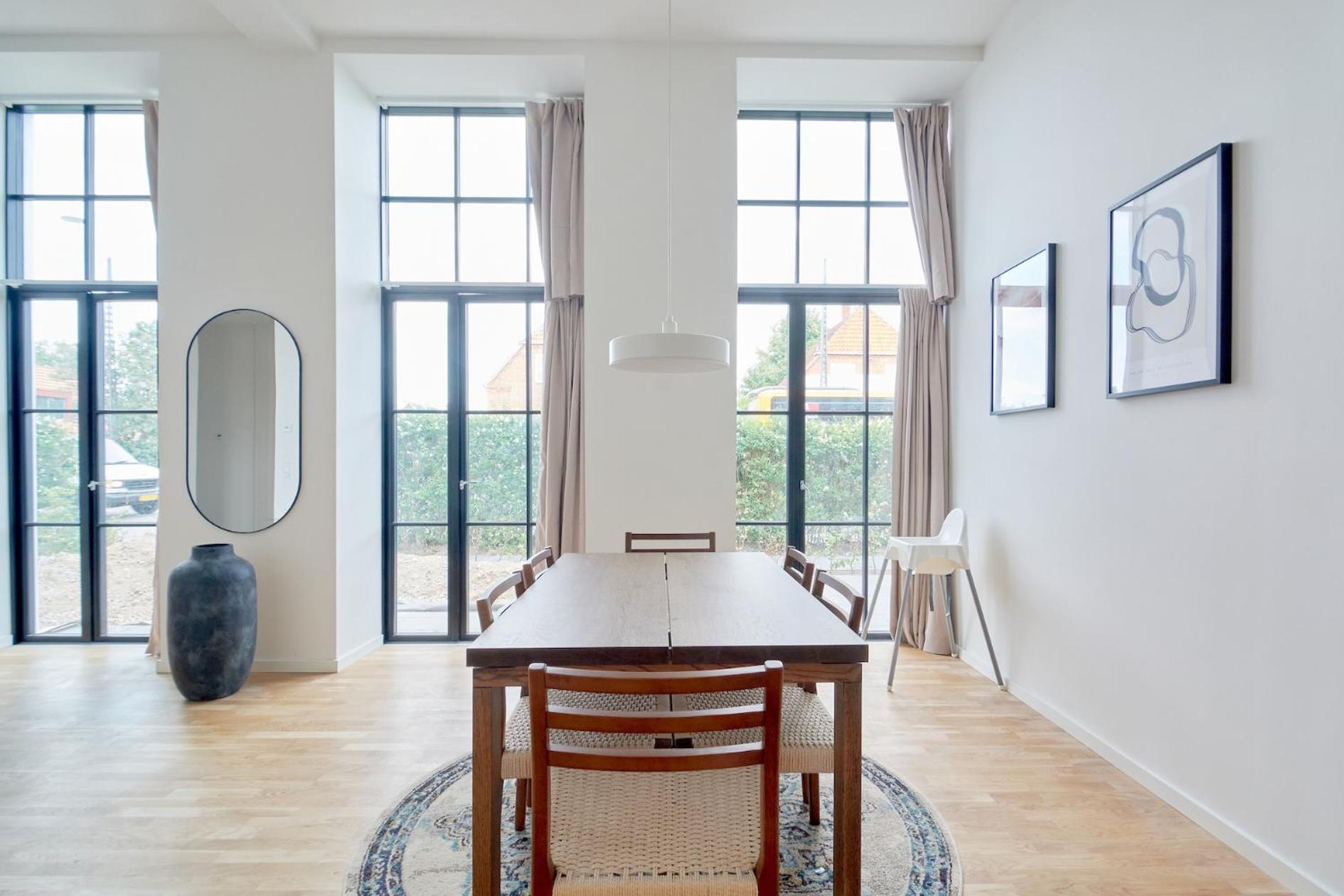 Cozy and Bright Apartments with Private Car Park
