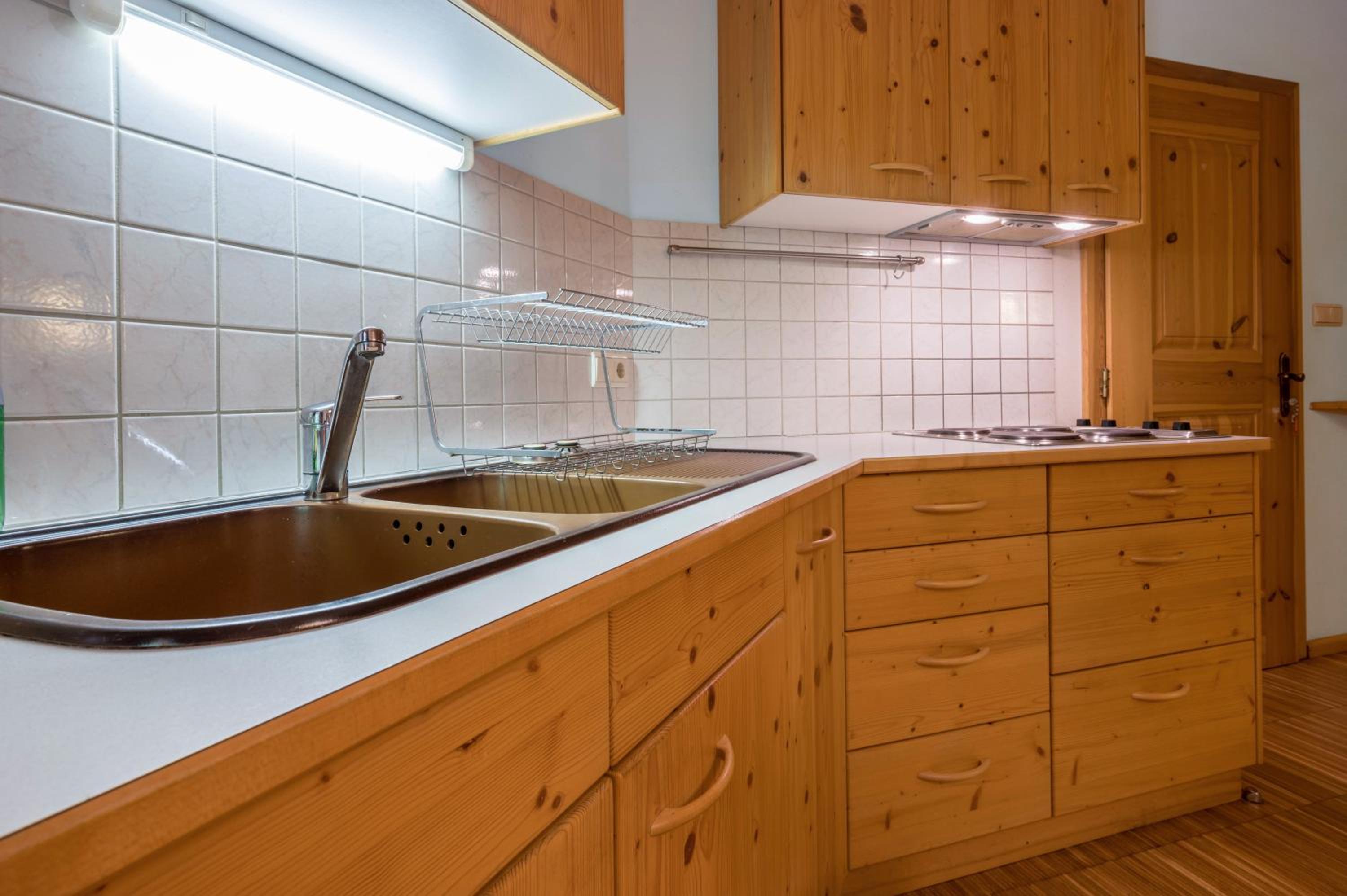 Lindenhof Apt 4 view 3