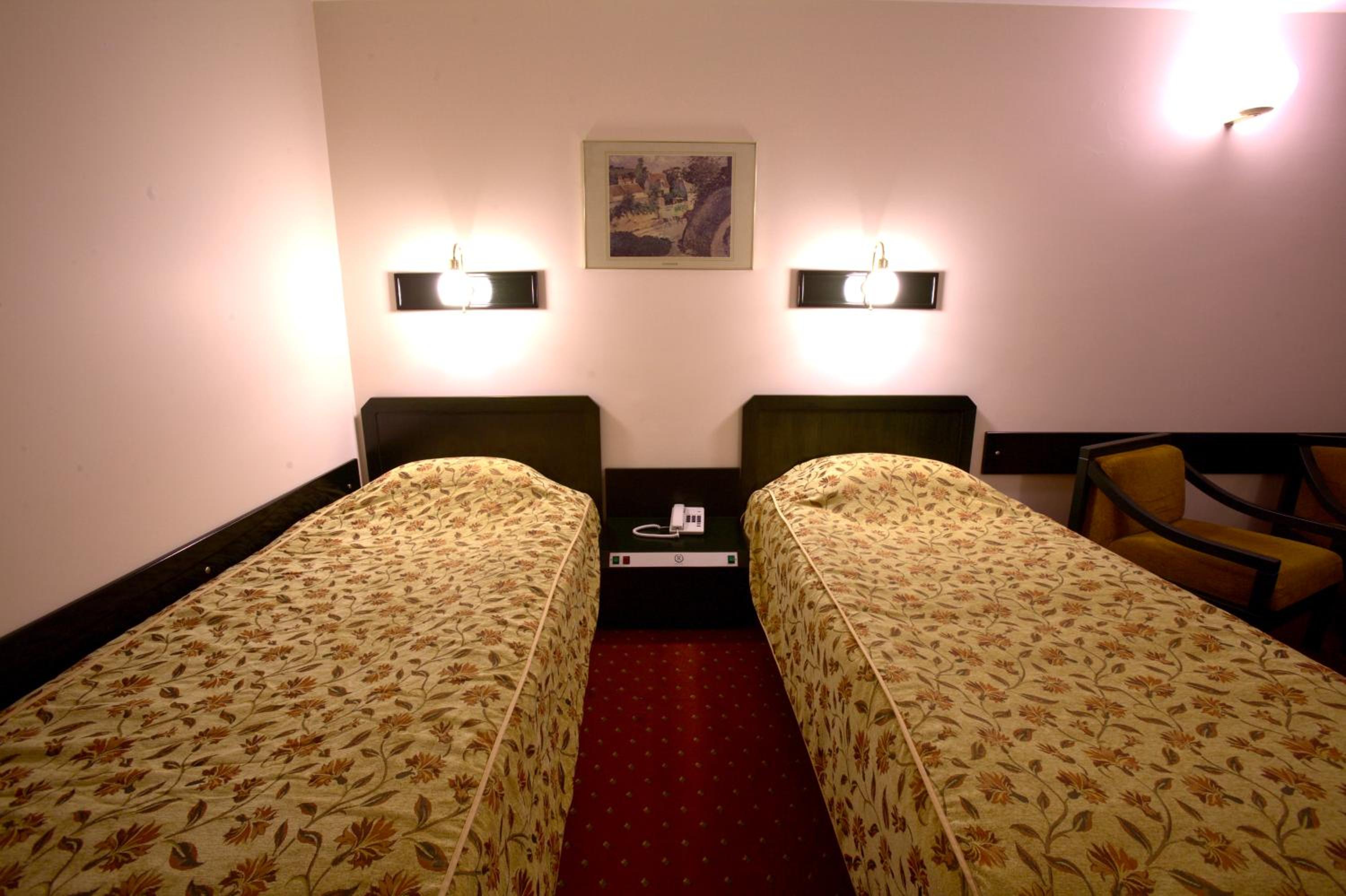 Istanbul Royal Hotel - Image 54