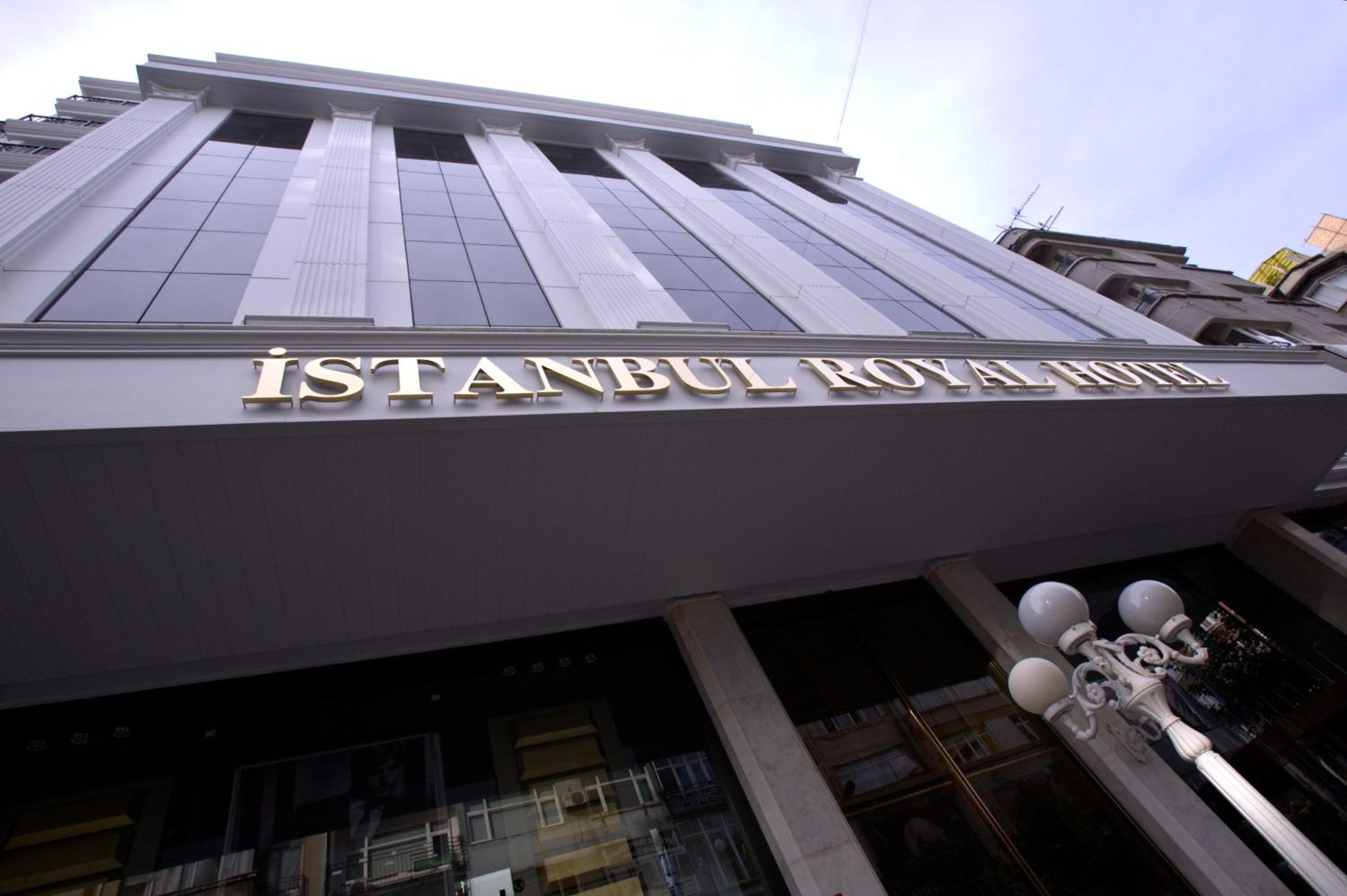 Istanbul Royal Hotel - Image 19