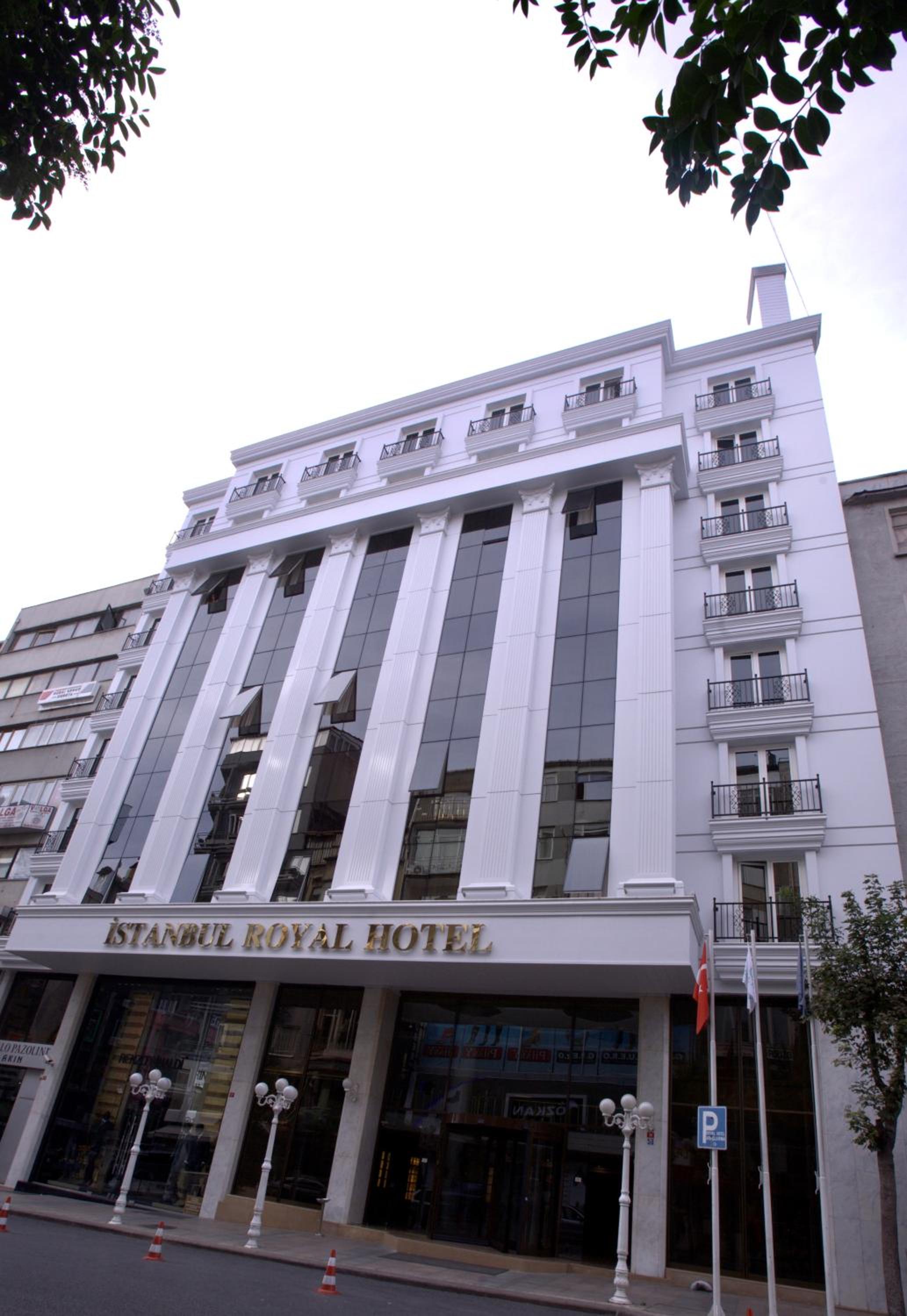 Istanbul Royal Hotel - Image 22