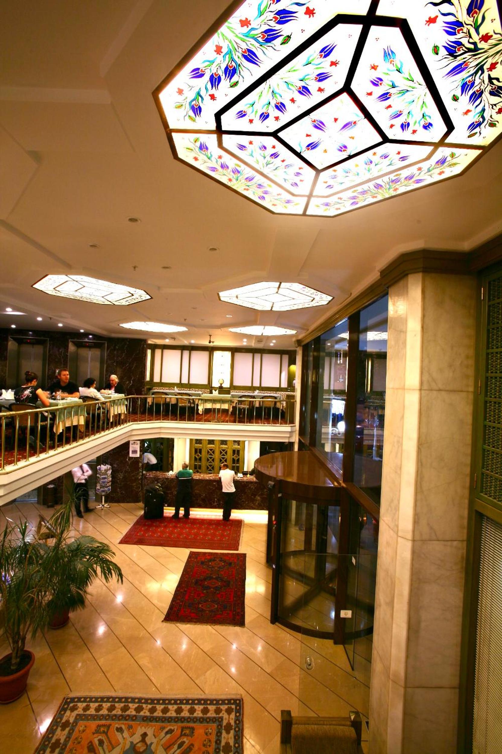 Istanbul Royal Hotel - Image 36