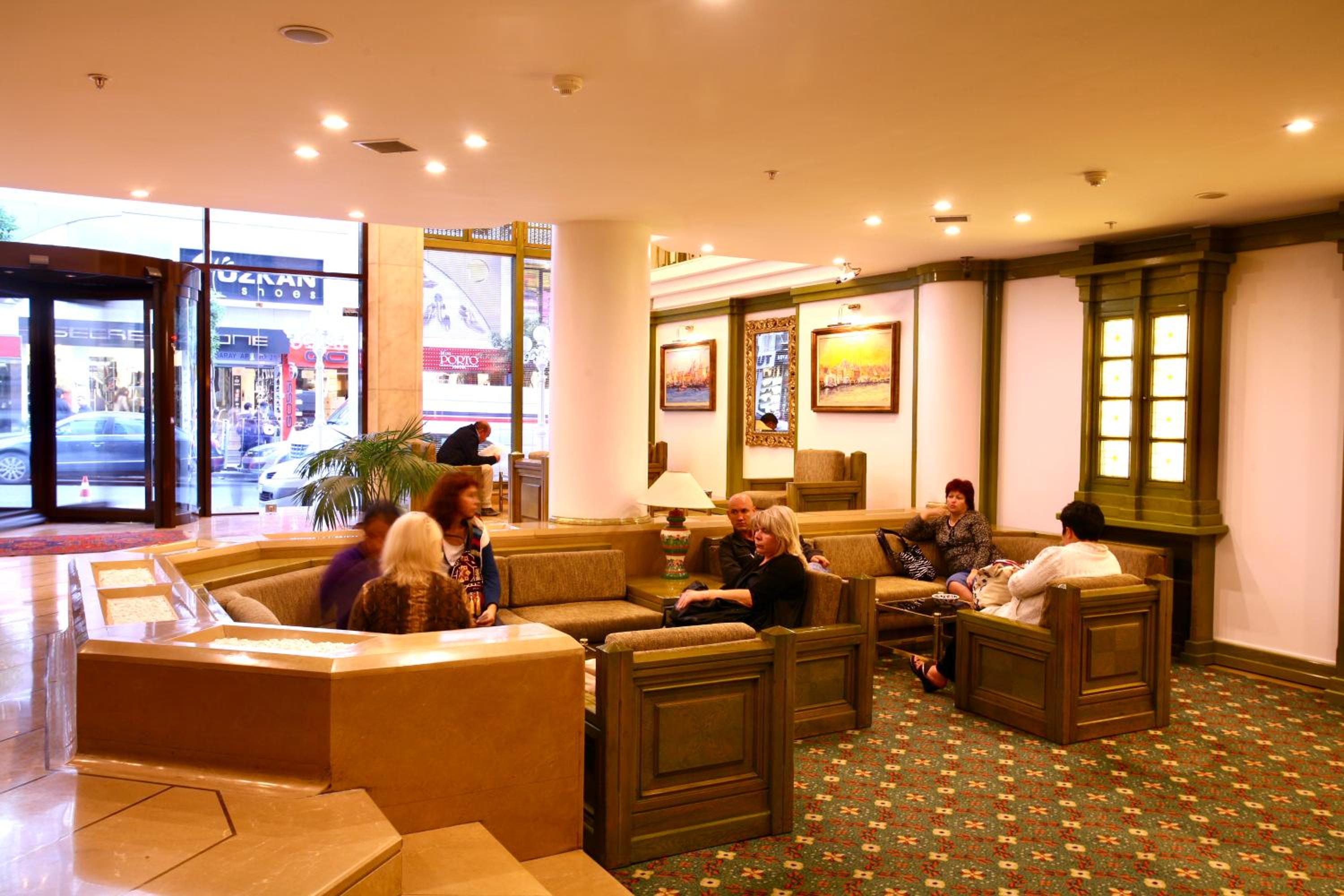 Istanbul Royal Hotel - Image 40