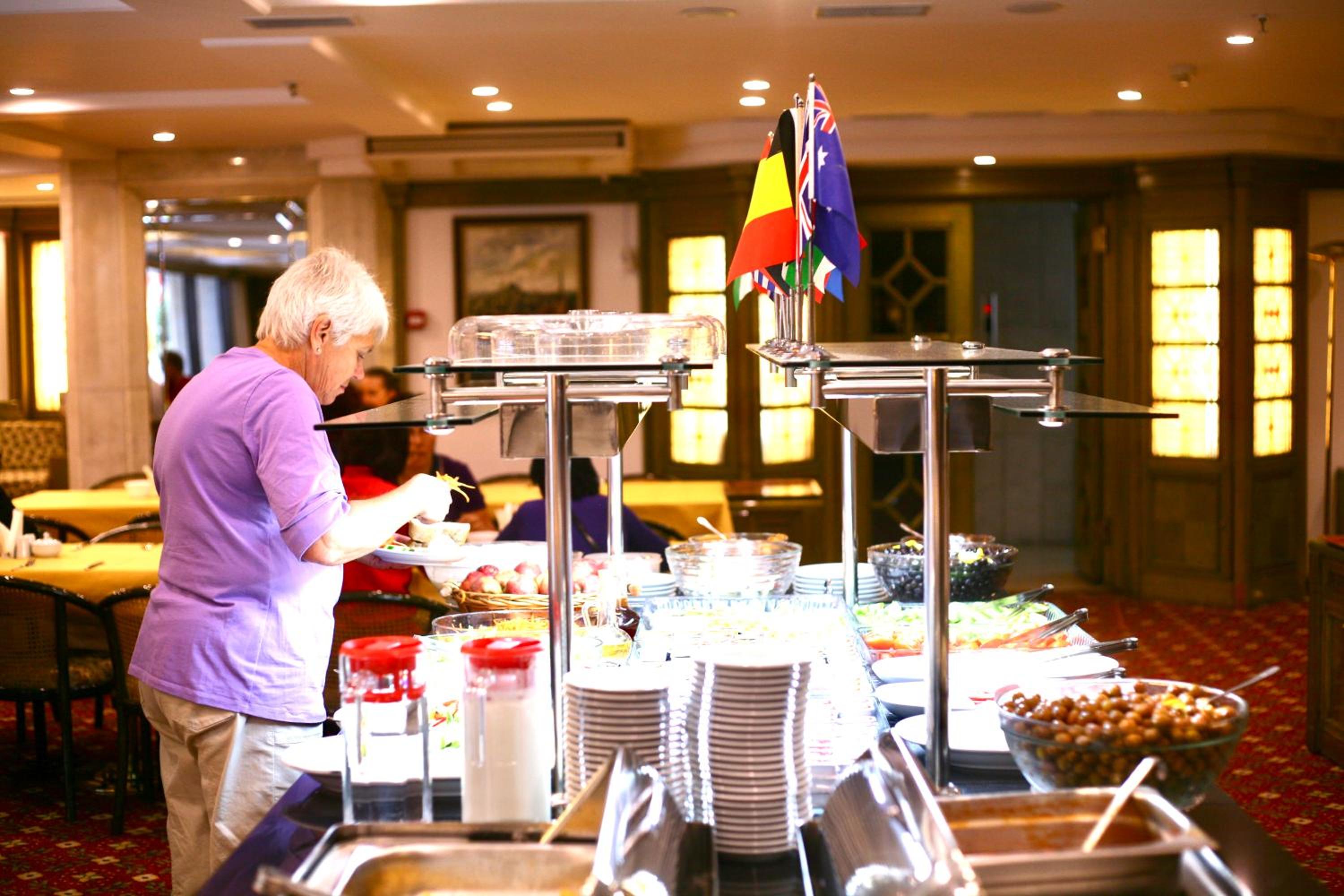 Istanbul Royal Hotel - Image 70