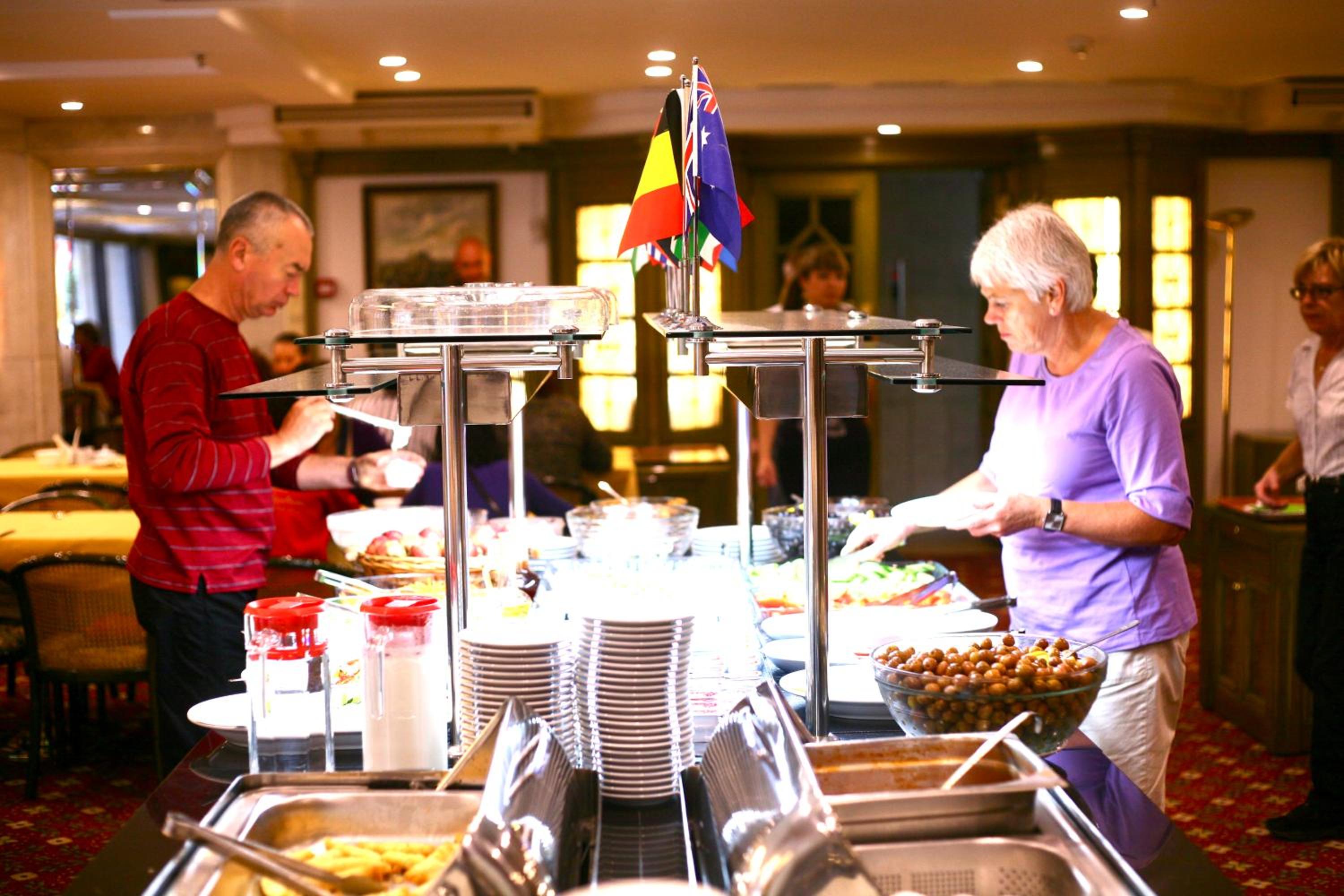 Istanbul Royal Hotel - Image 196