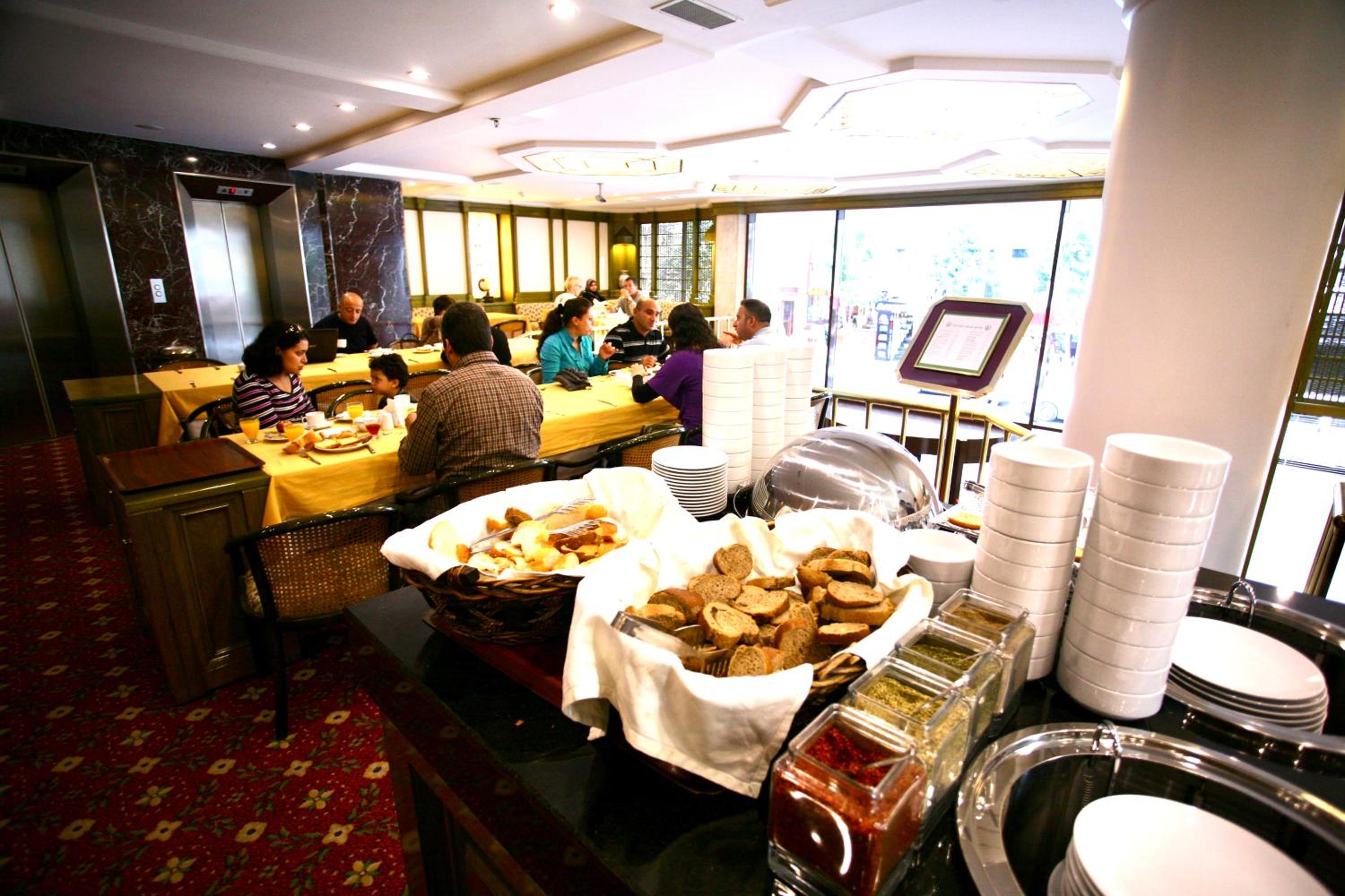 Istanbul Royal Hotel - Image 197