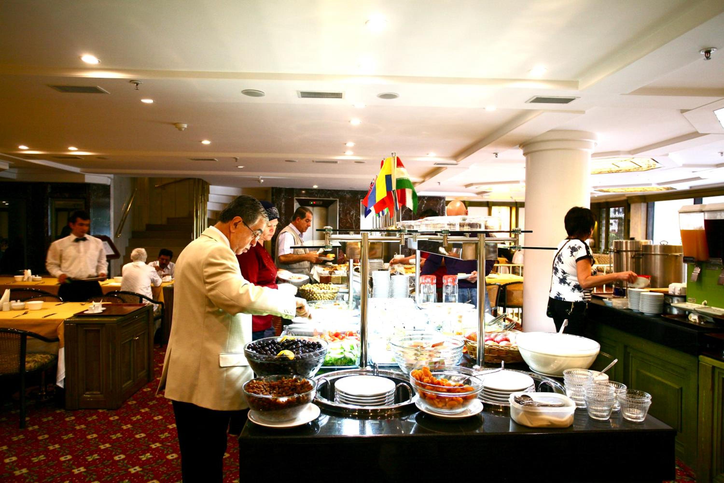 Istanbul Royal Hotel - Image 201