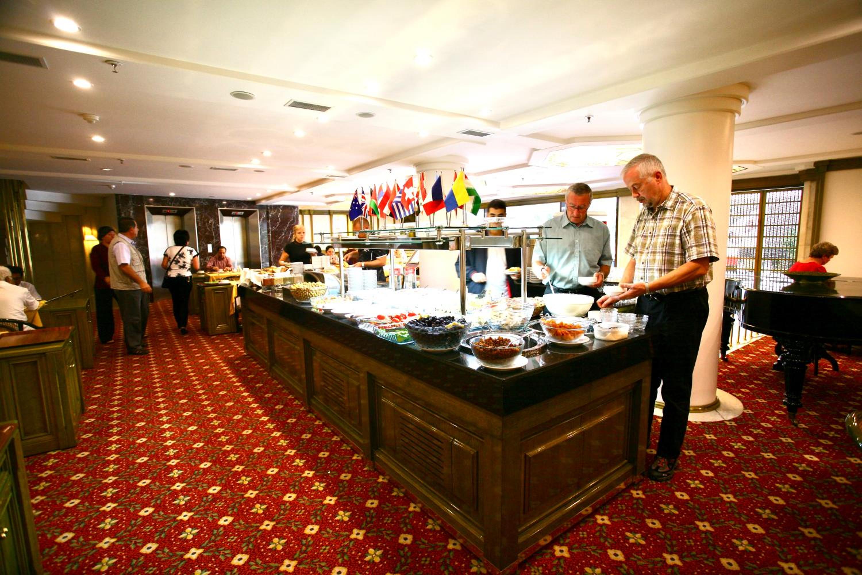 Istanbul Royal Hotel - Image 89