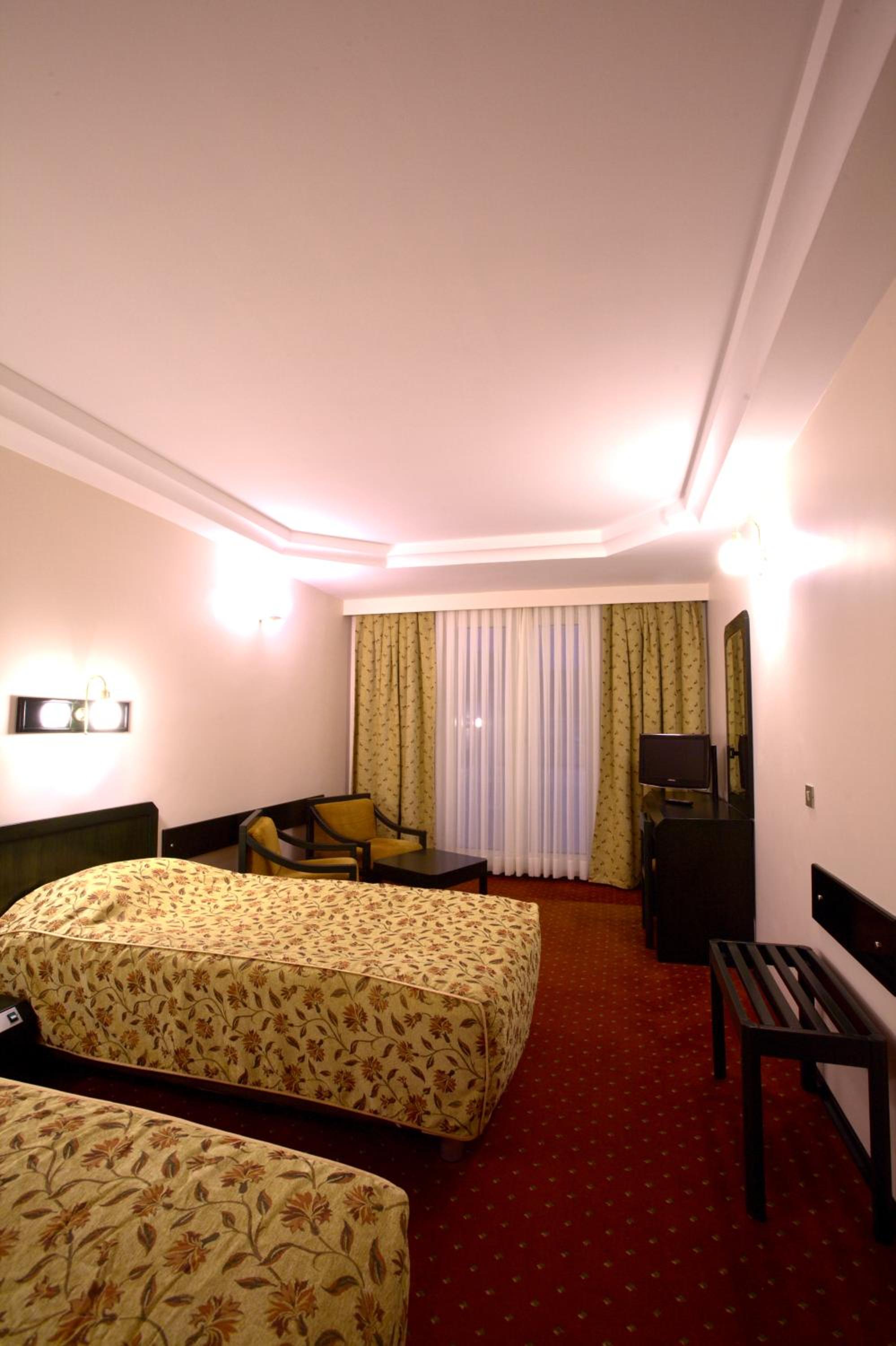 Istanbul Royal Hotel - Image 277