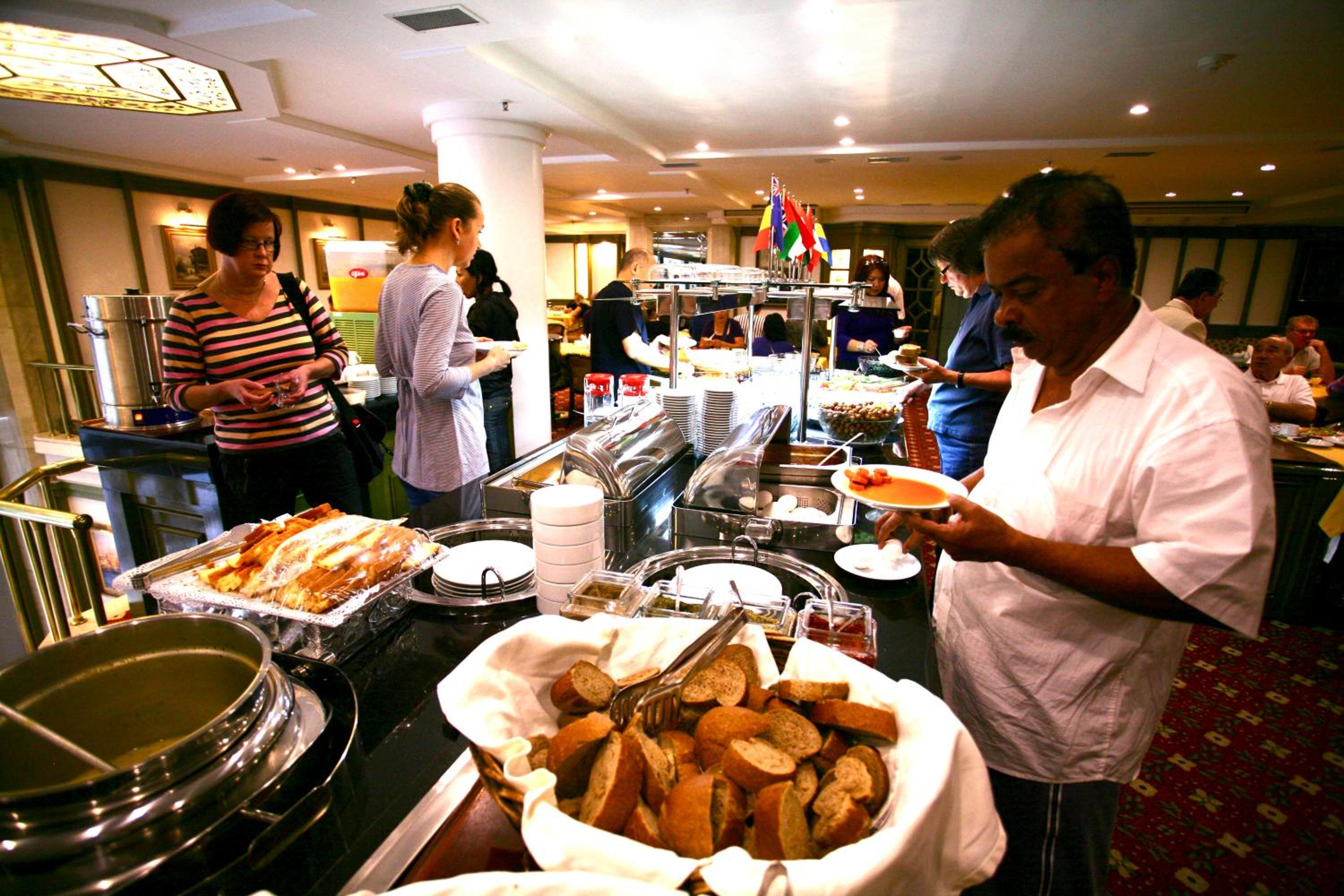 Istanbul Royal Hotel - Image 272