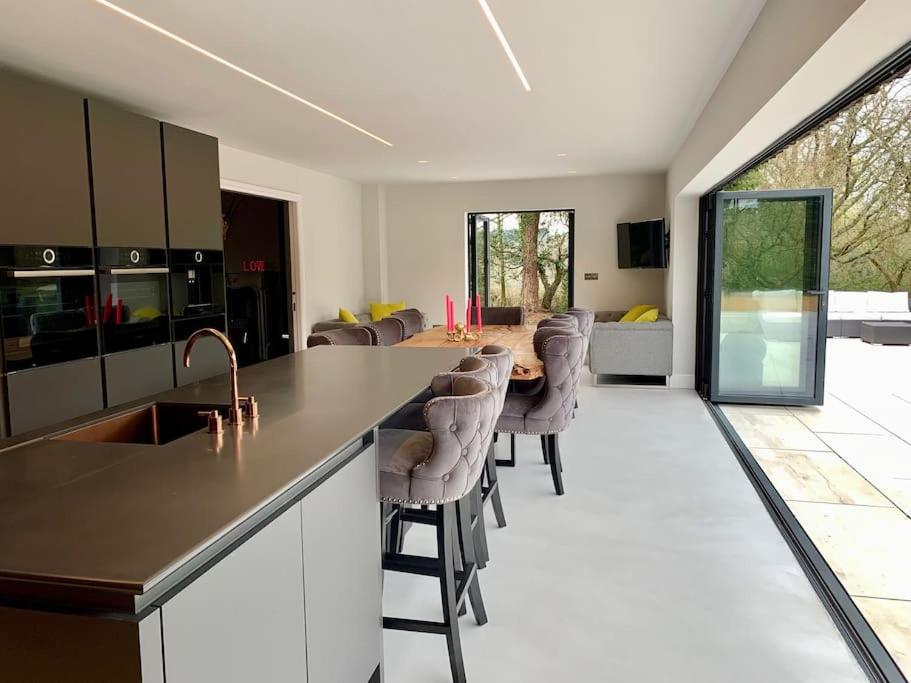 Unique house with Hot Tub in rural New Forest
