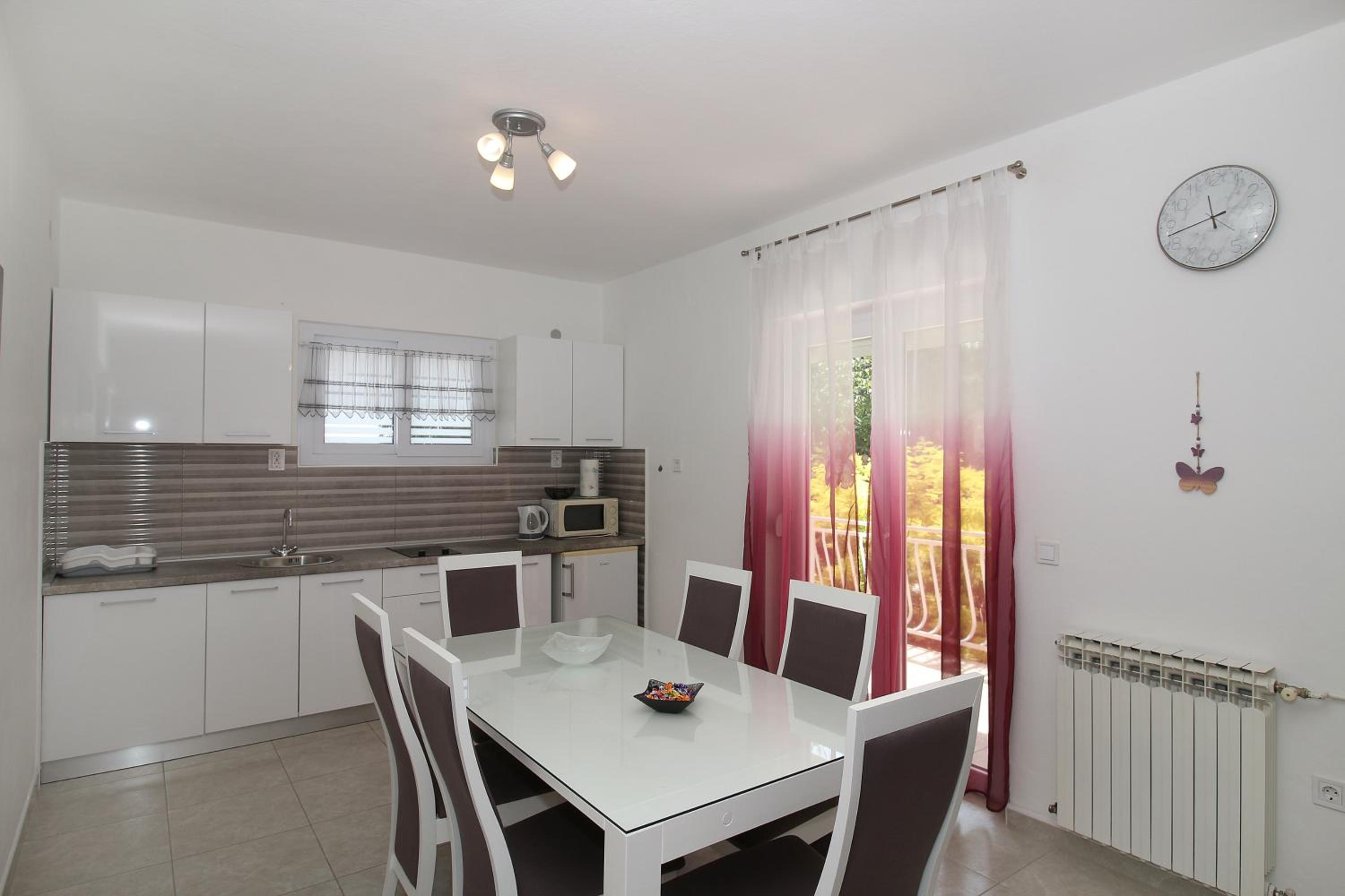 Apartments Ombla