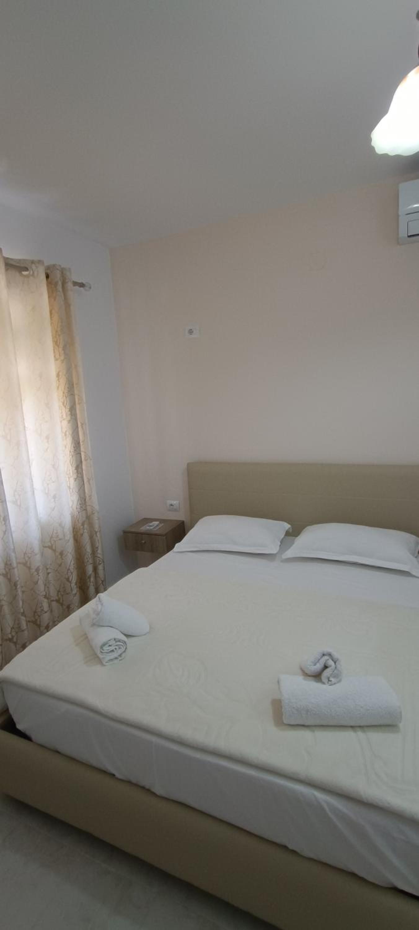 eljos house permet