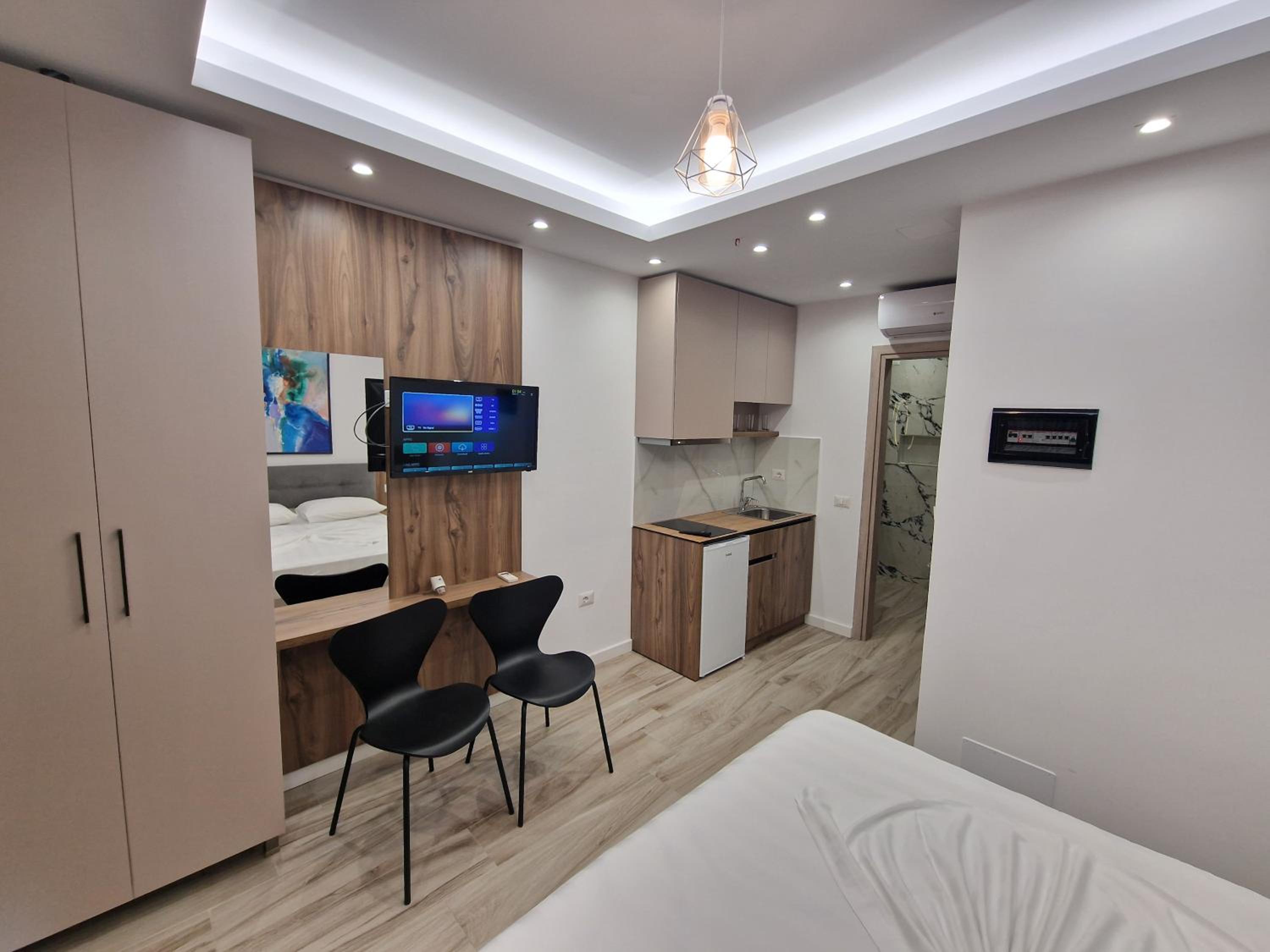 Joanna Suites