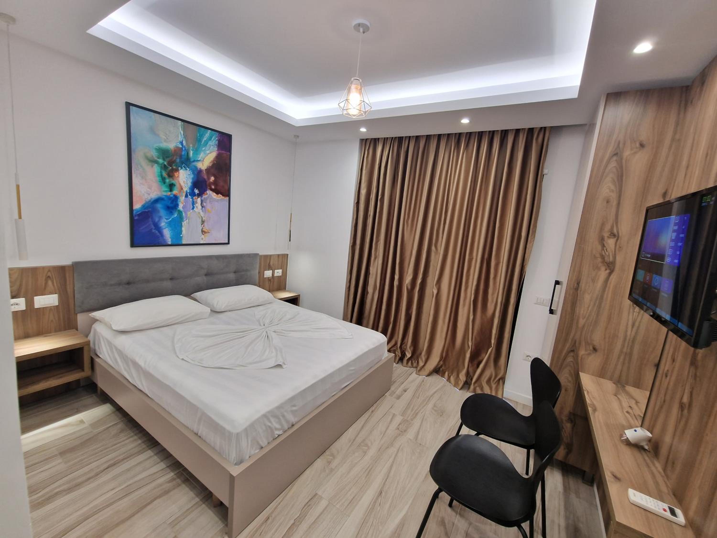 Joanna Suites