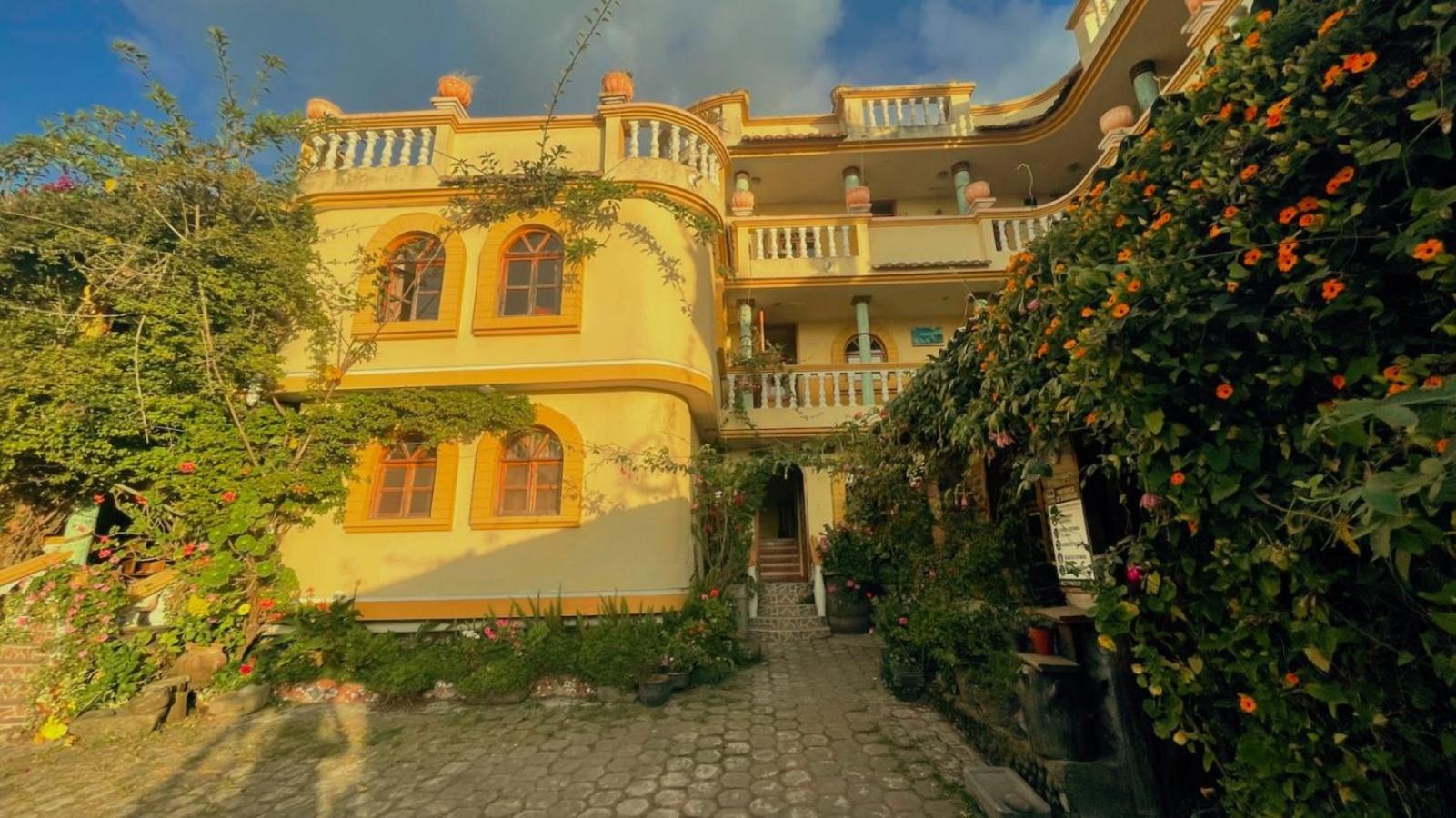 Hostal Curiñan