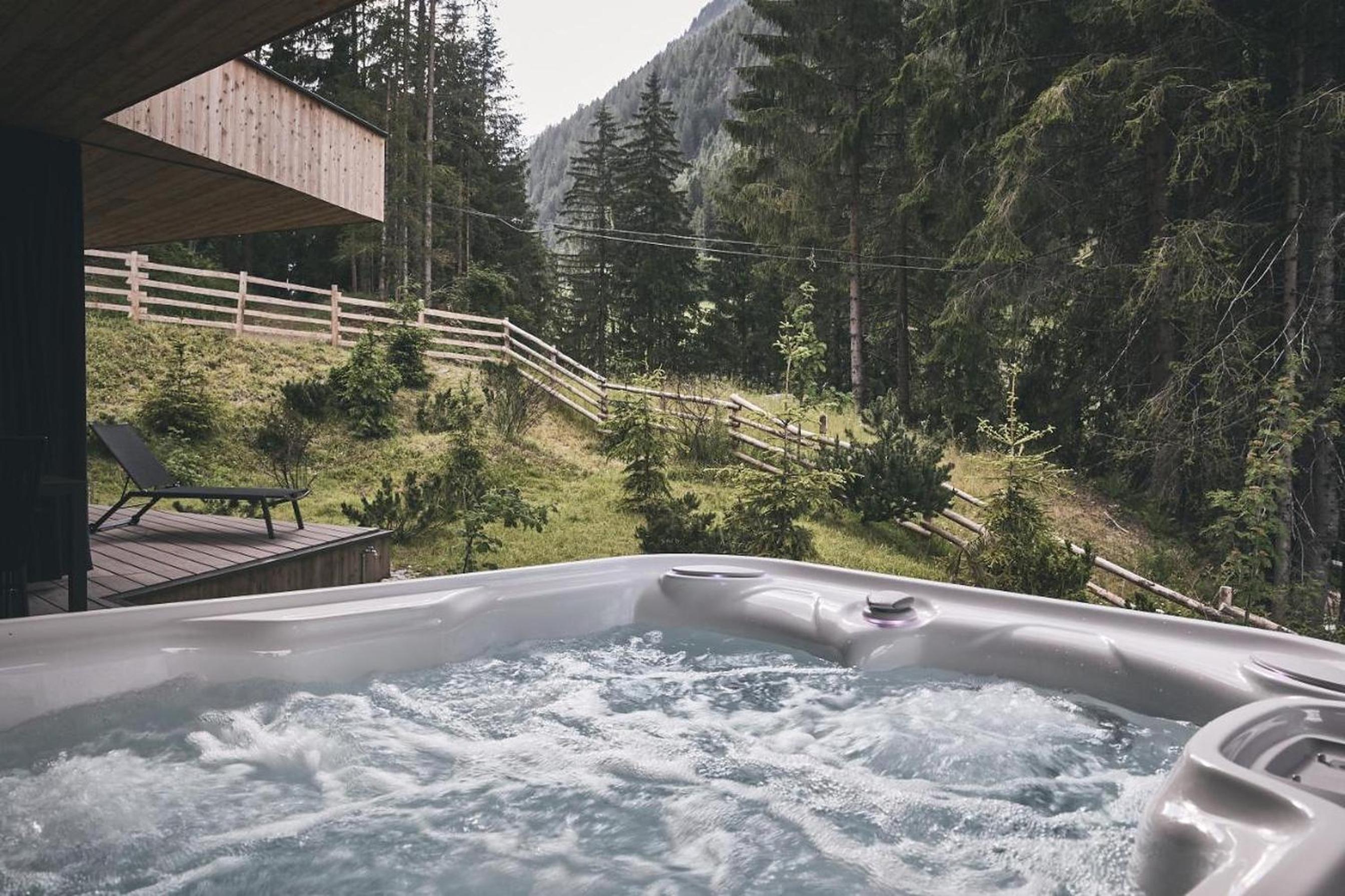 Ruhiges Waldchalet