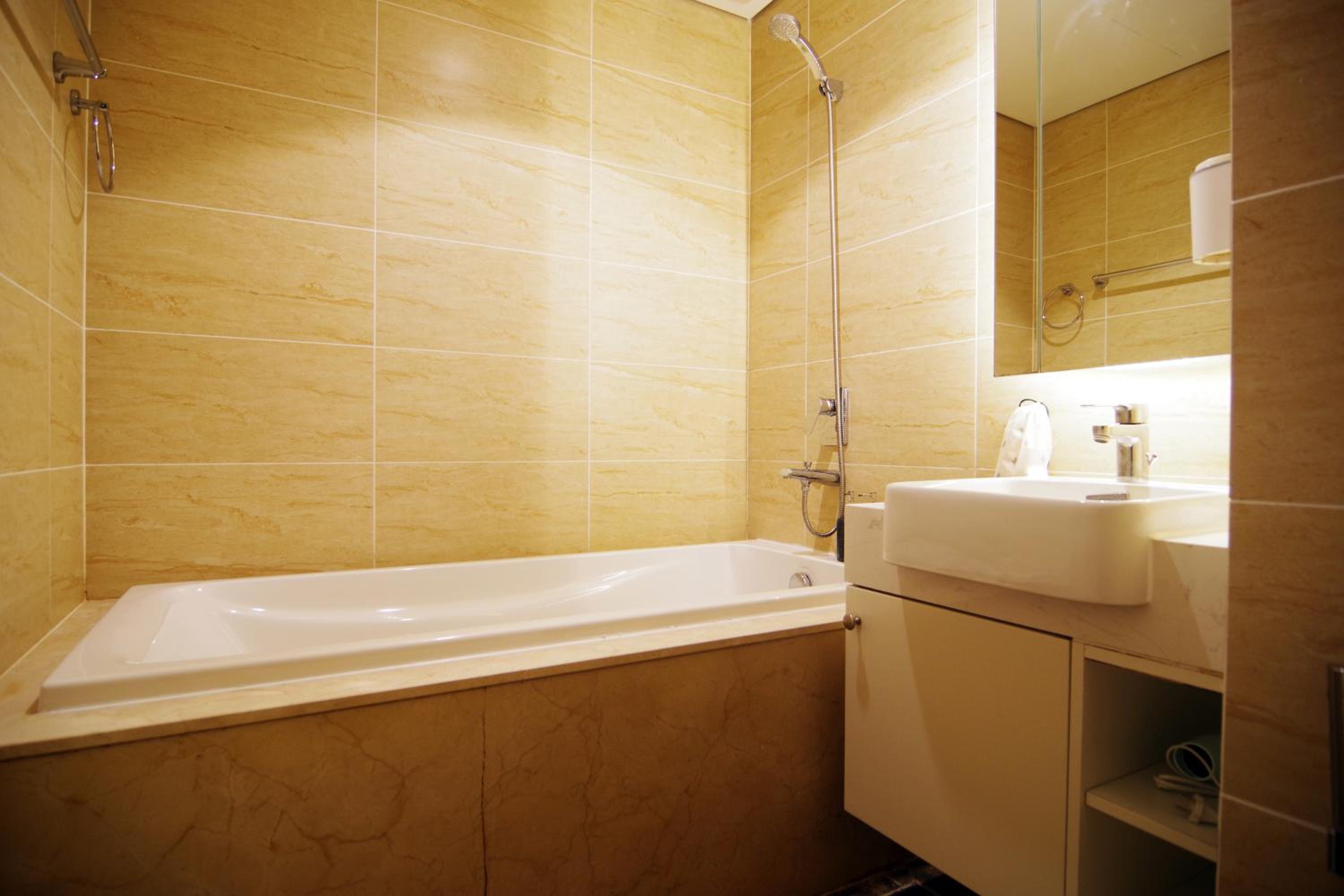 D'Capitale Luxury Apartments by The Zenith