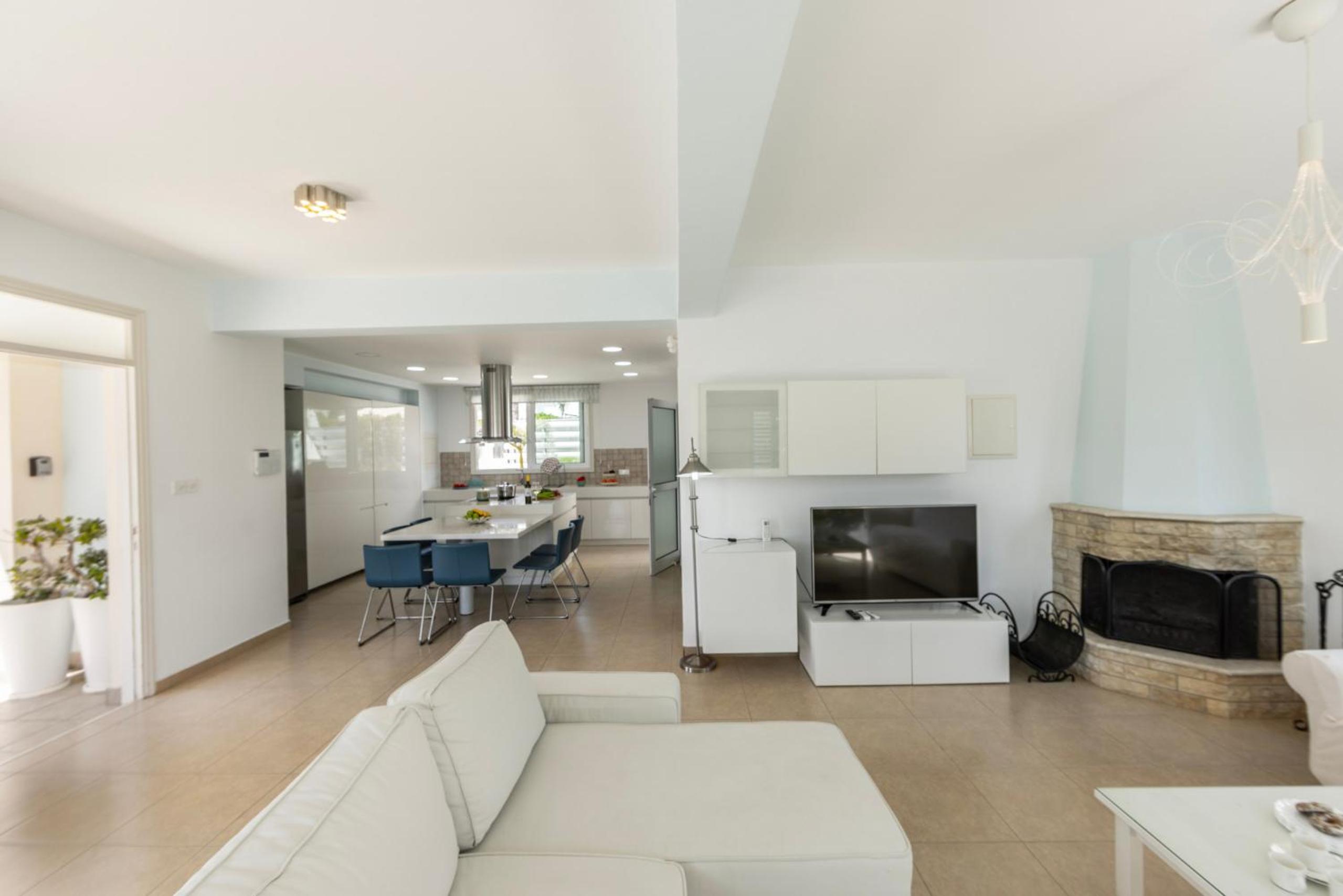 Protaras Sunrise Zen Seafront Villa
