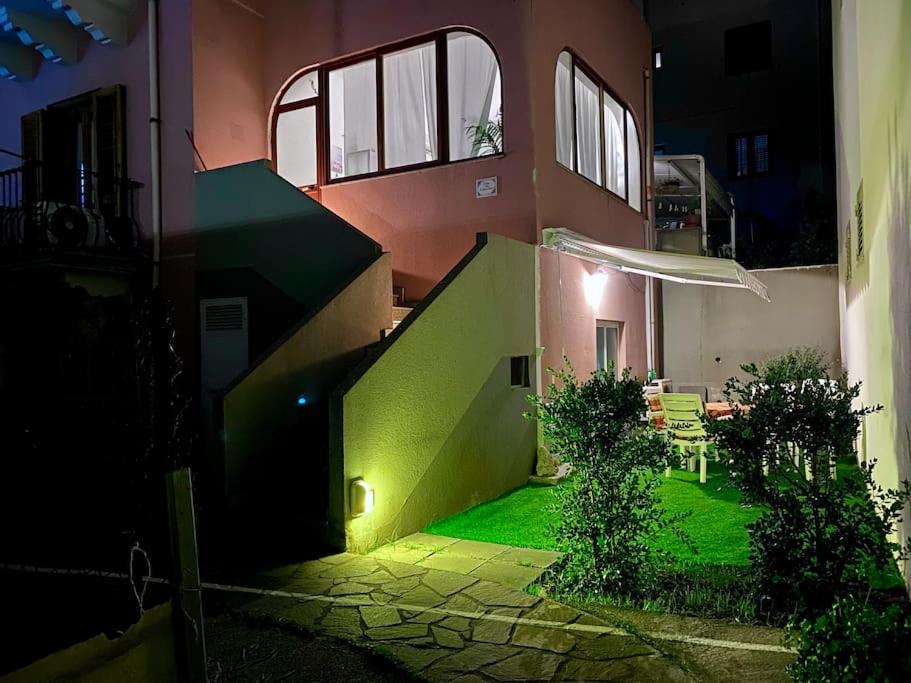 Casa Vacanza fronte mare con giardino privato - Canneto - Lipari view 5