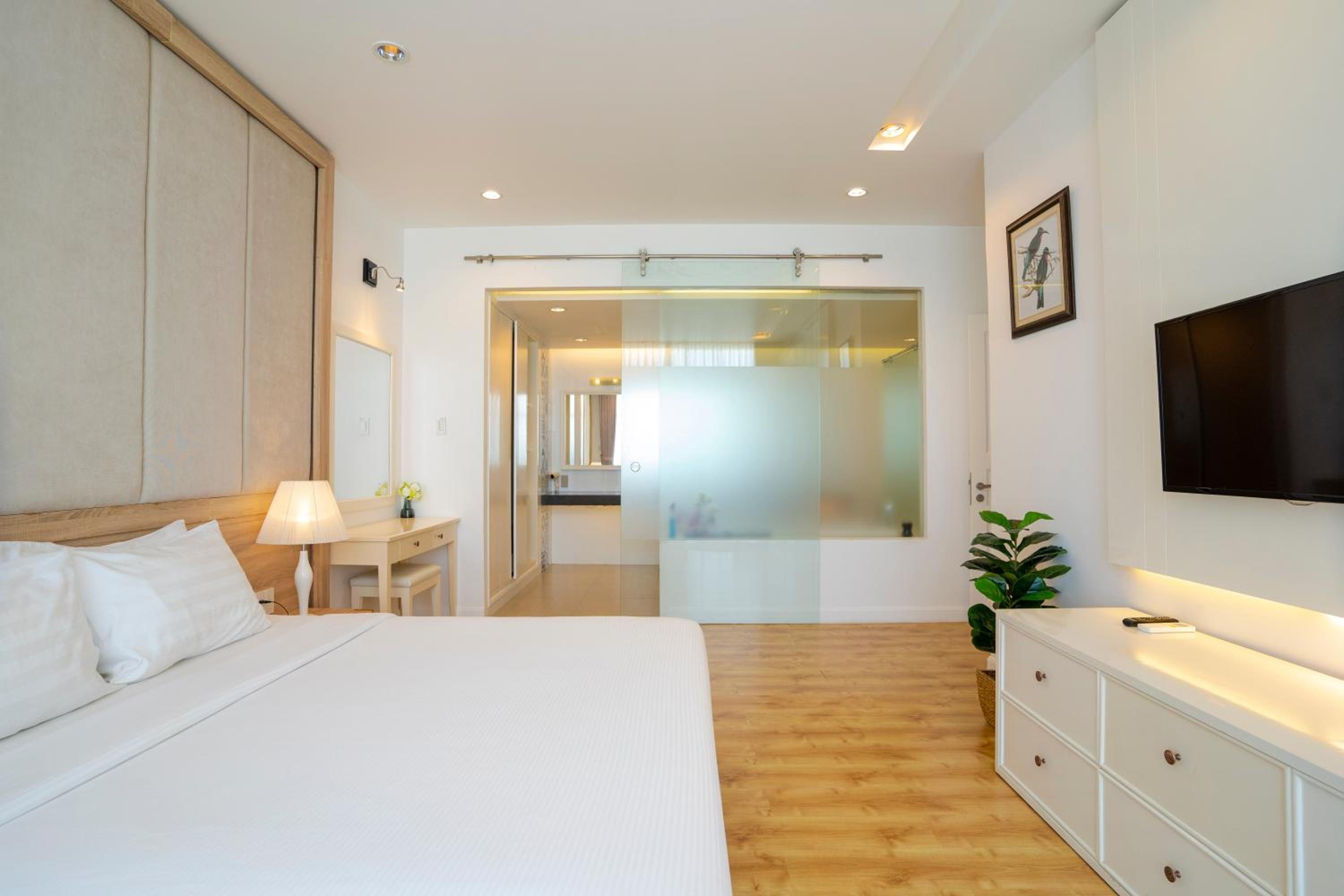Ocean Vista 3BR apt Sealinks Resort, Mui Ne, Phan Thiet view 5