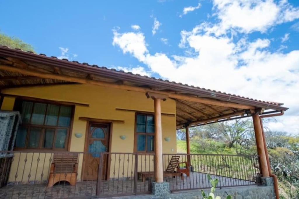 Vilcabamba casa / granja Vilcabamba house / farm view 5