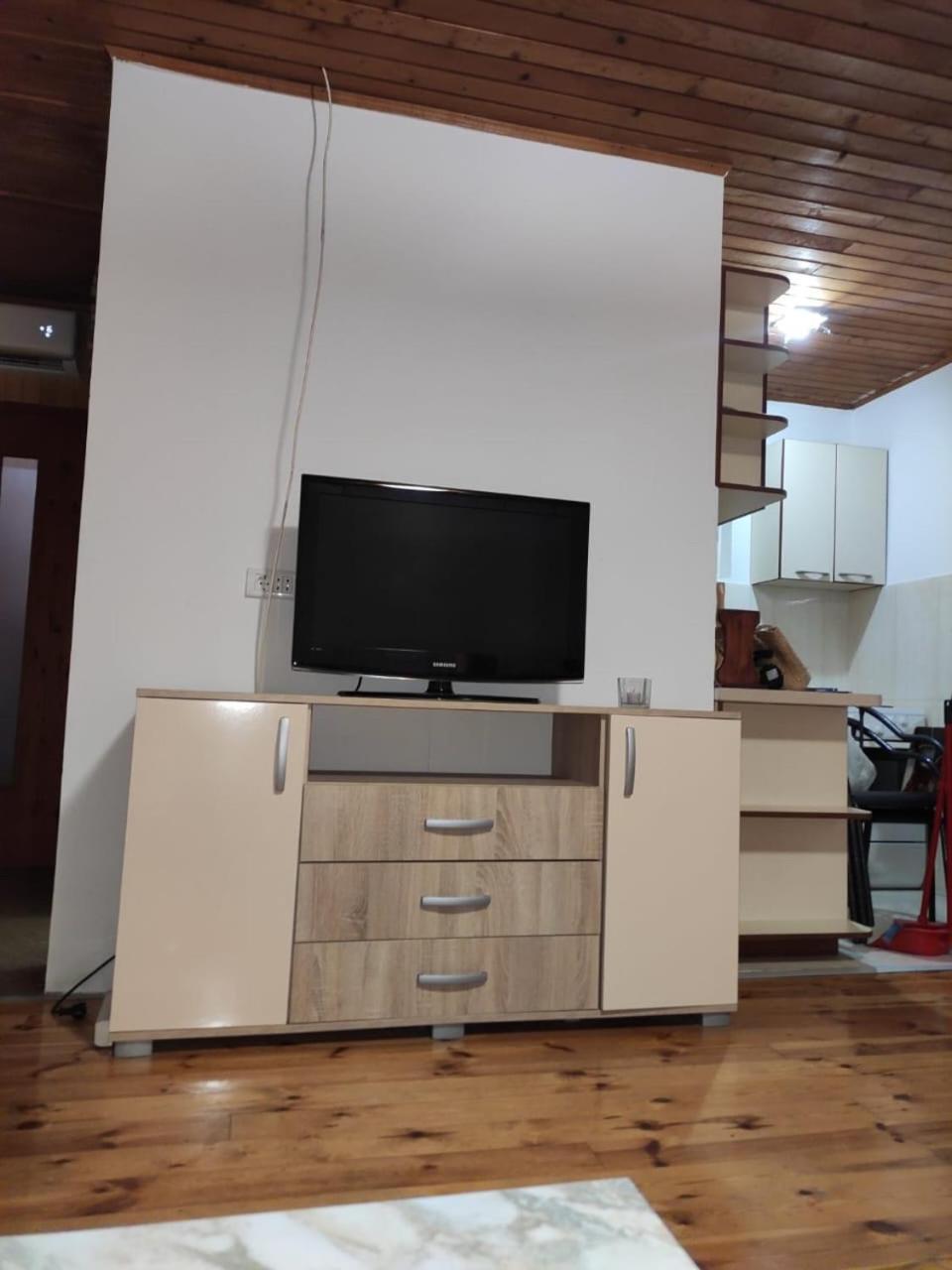 Kralj BM view 4