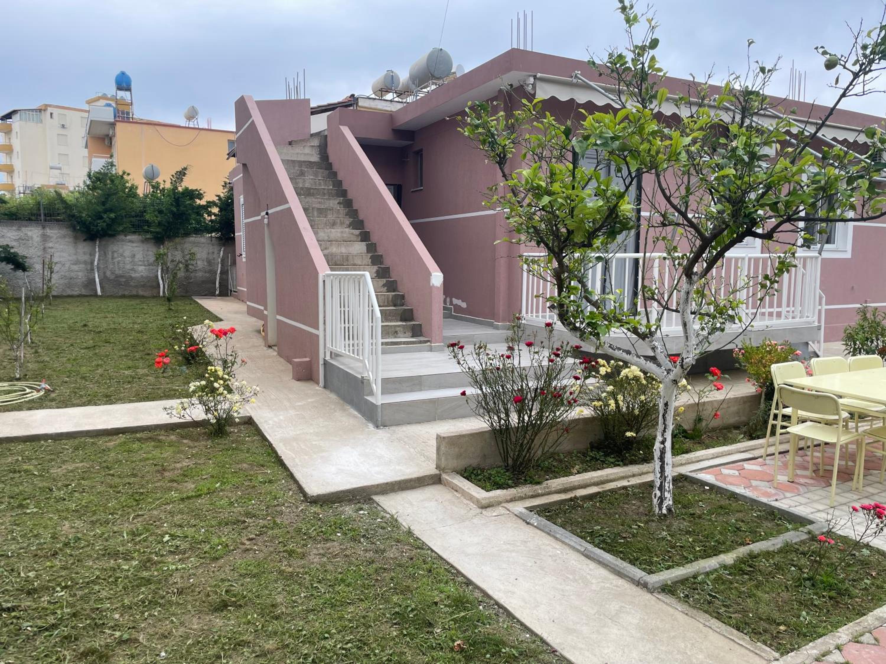 Guest House Begaj