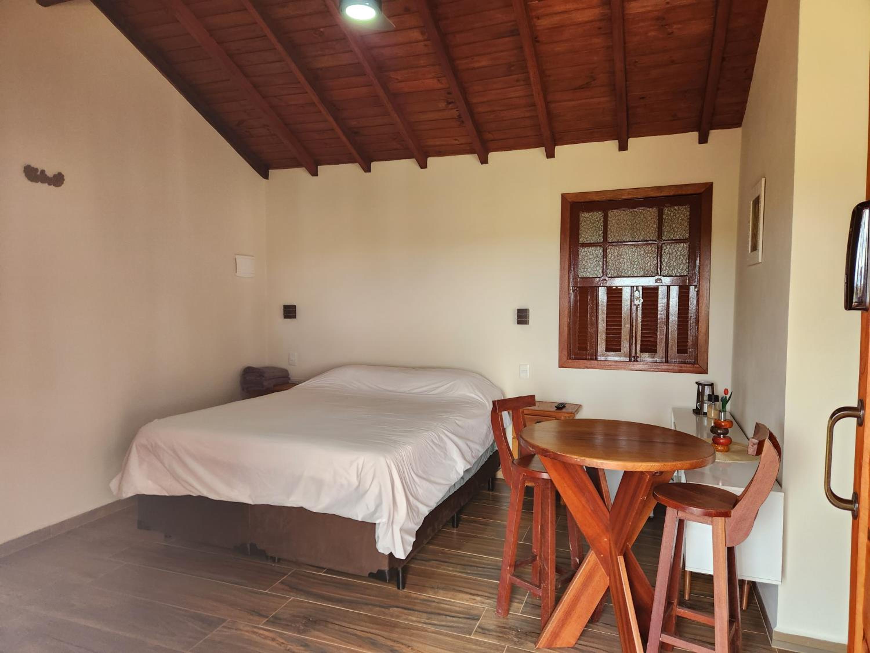 Provence Lavander Chalet by MontJacui - com jacuzzi e ar condicionado