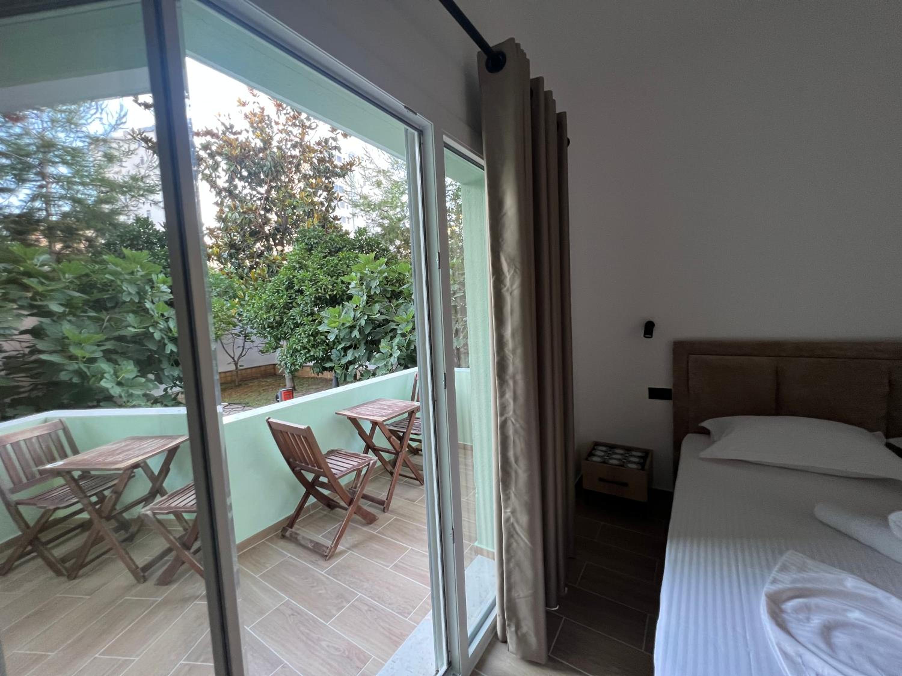 Green Garden Villa