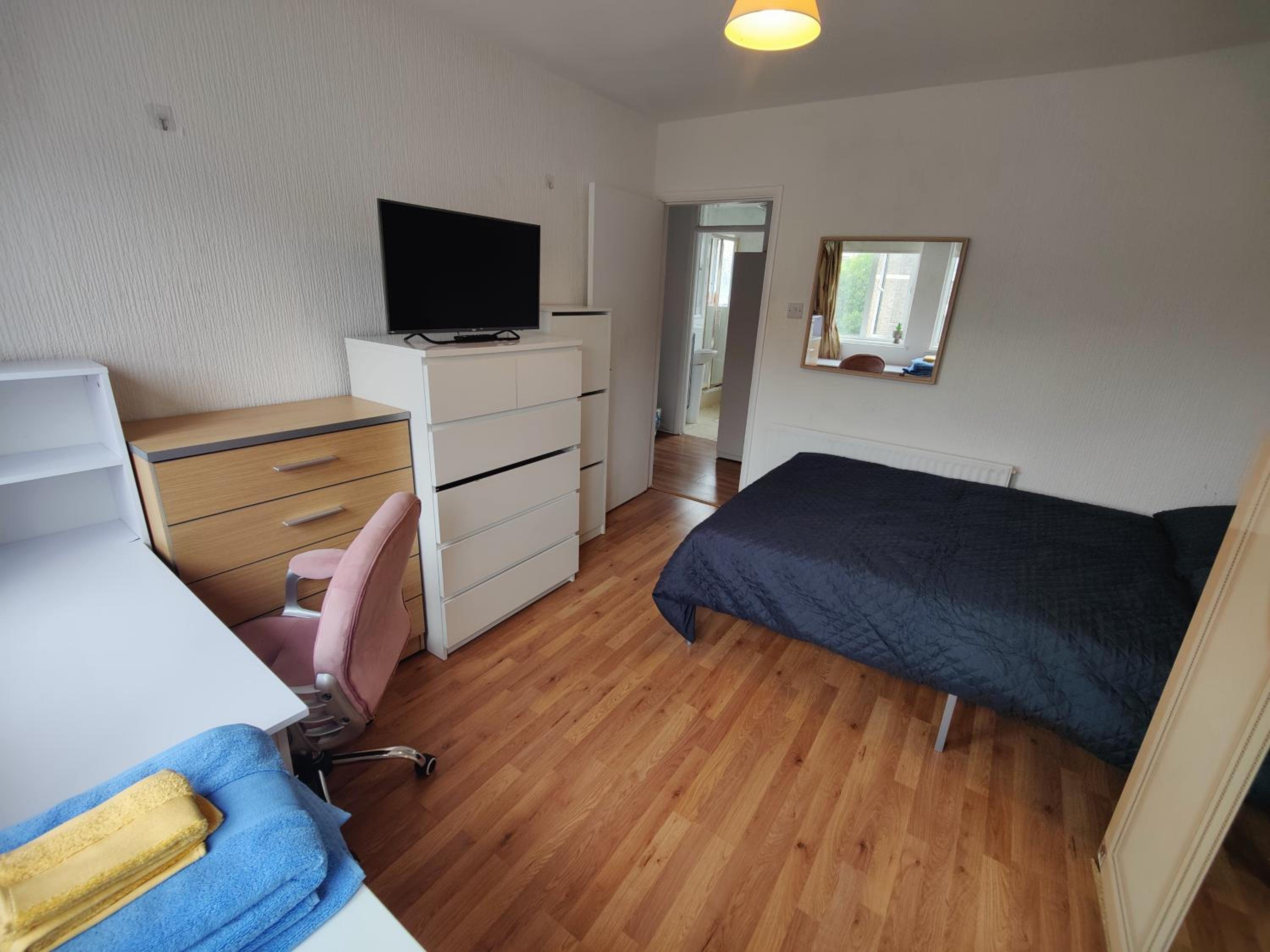 Homely accommodation, Archway in Islington near Camden town