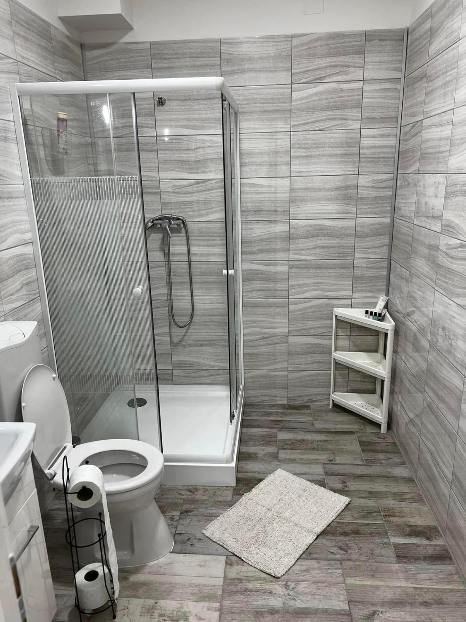 Venus Apartments - Mira Nest