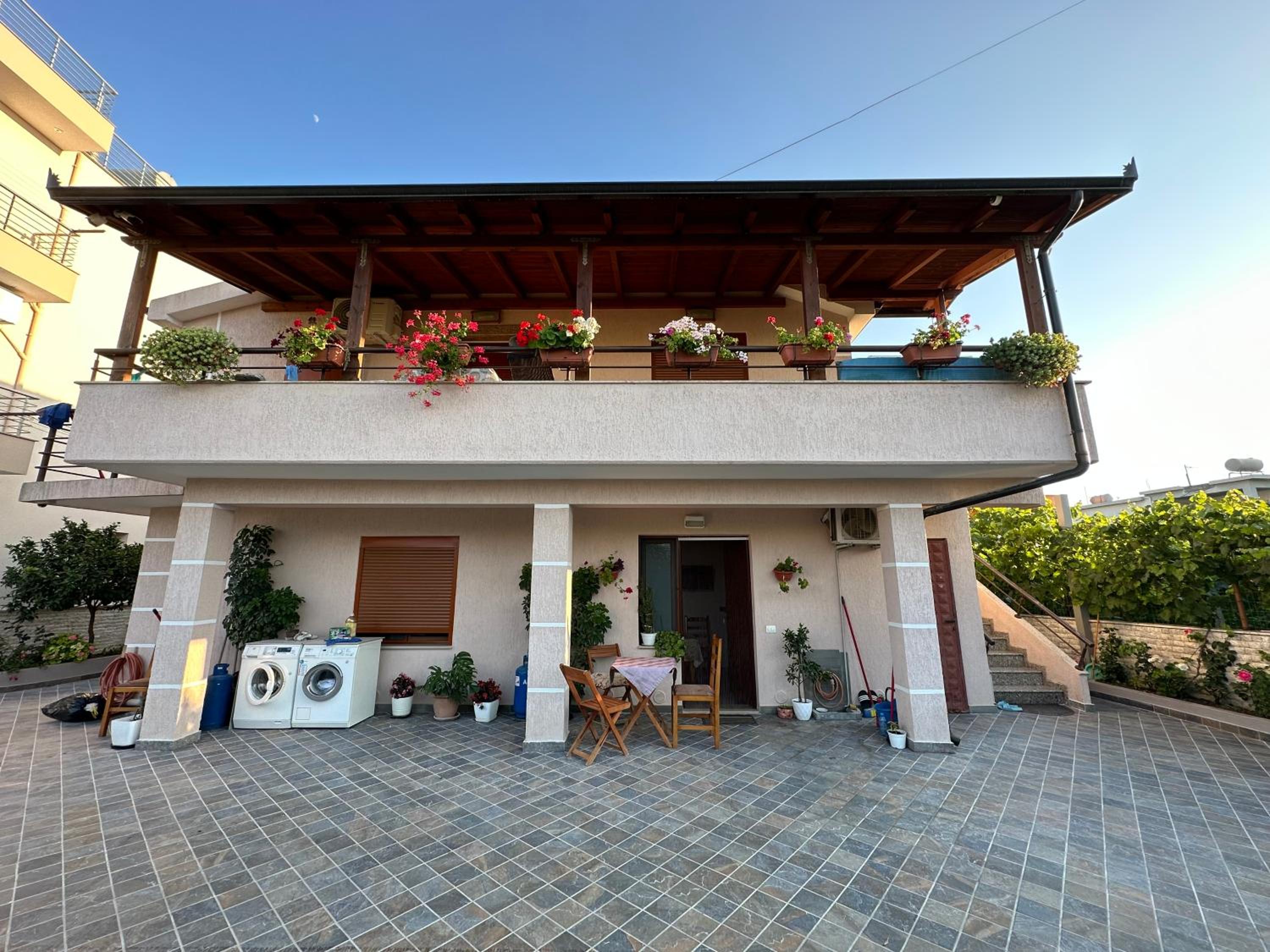 Garden Villa A&X