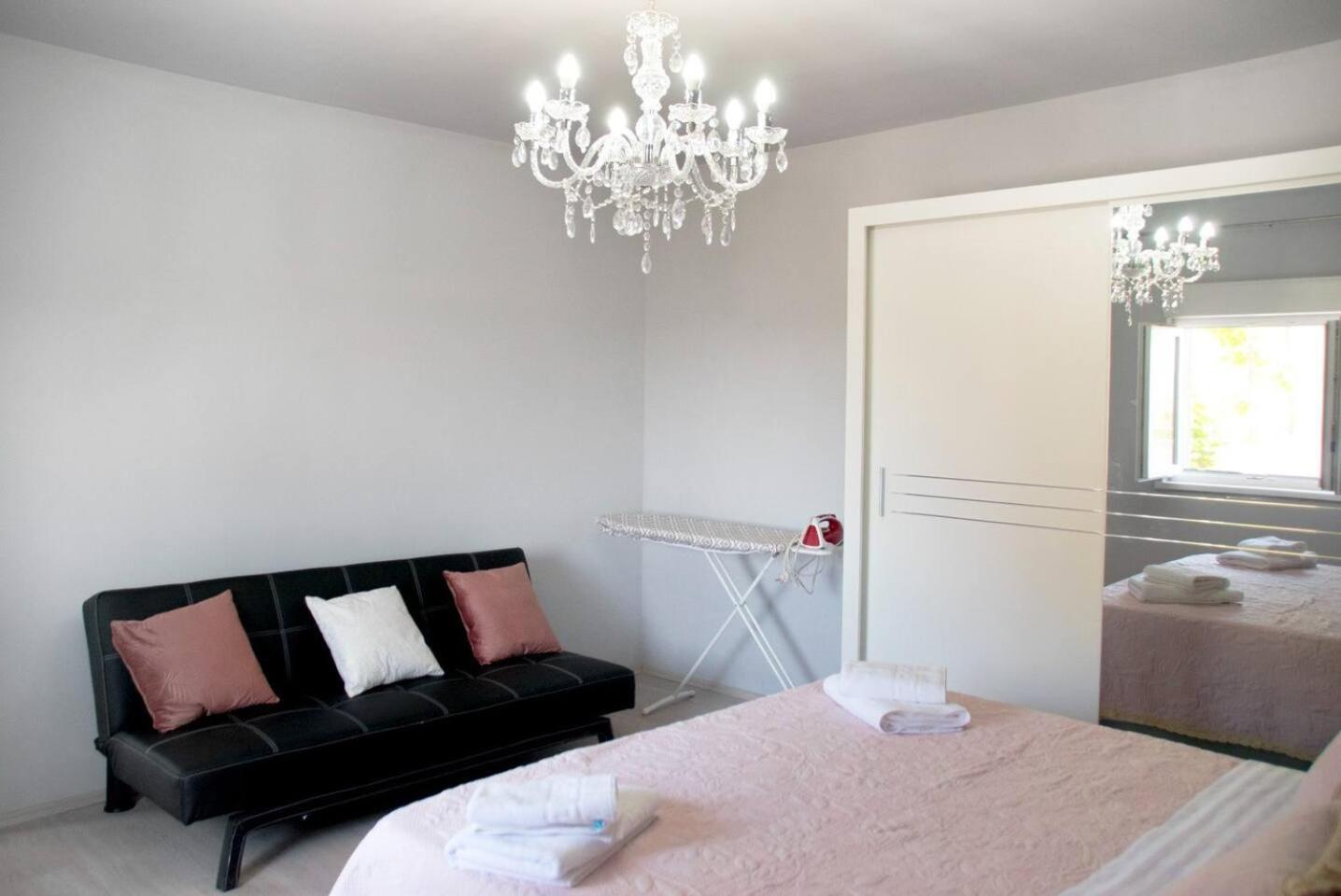 Apartment Bruna-Balcony & Free Parking near Split