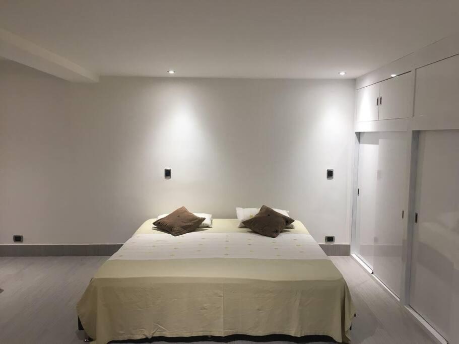 Best location Studio in Medellin Poblado Provenza