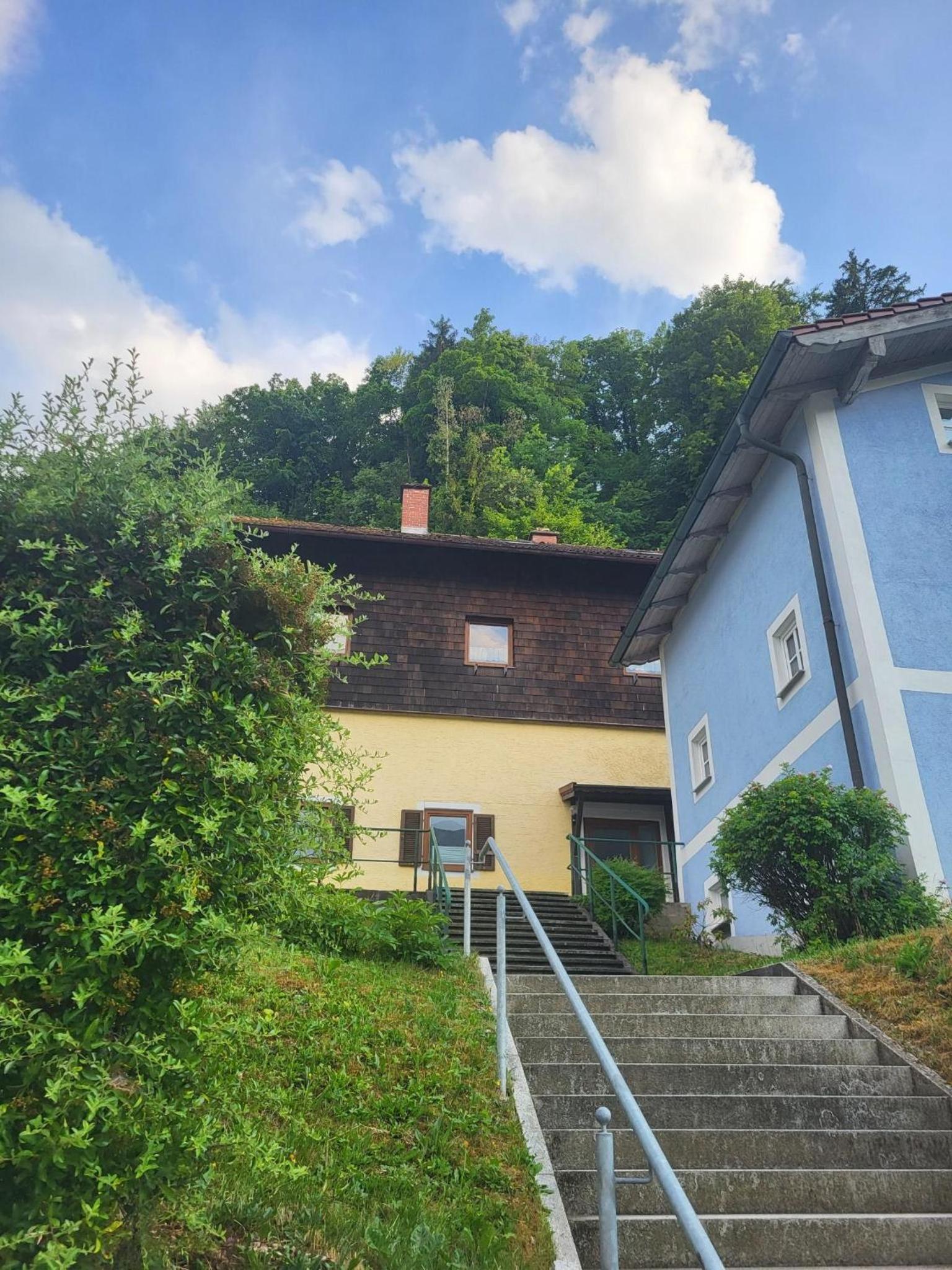 Ferienwohnung Felsenhöhle