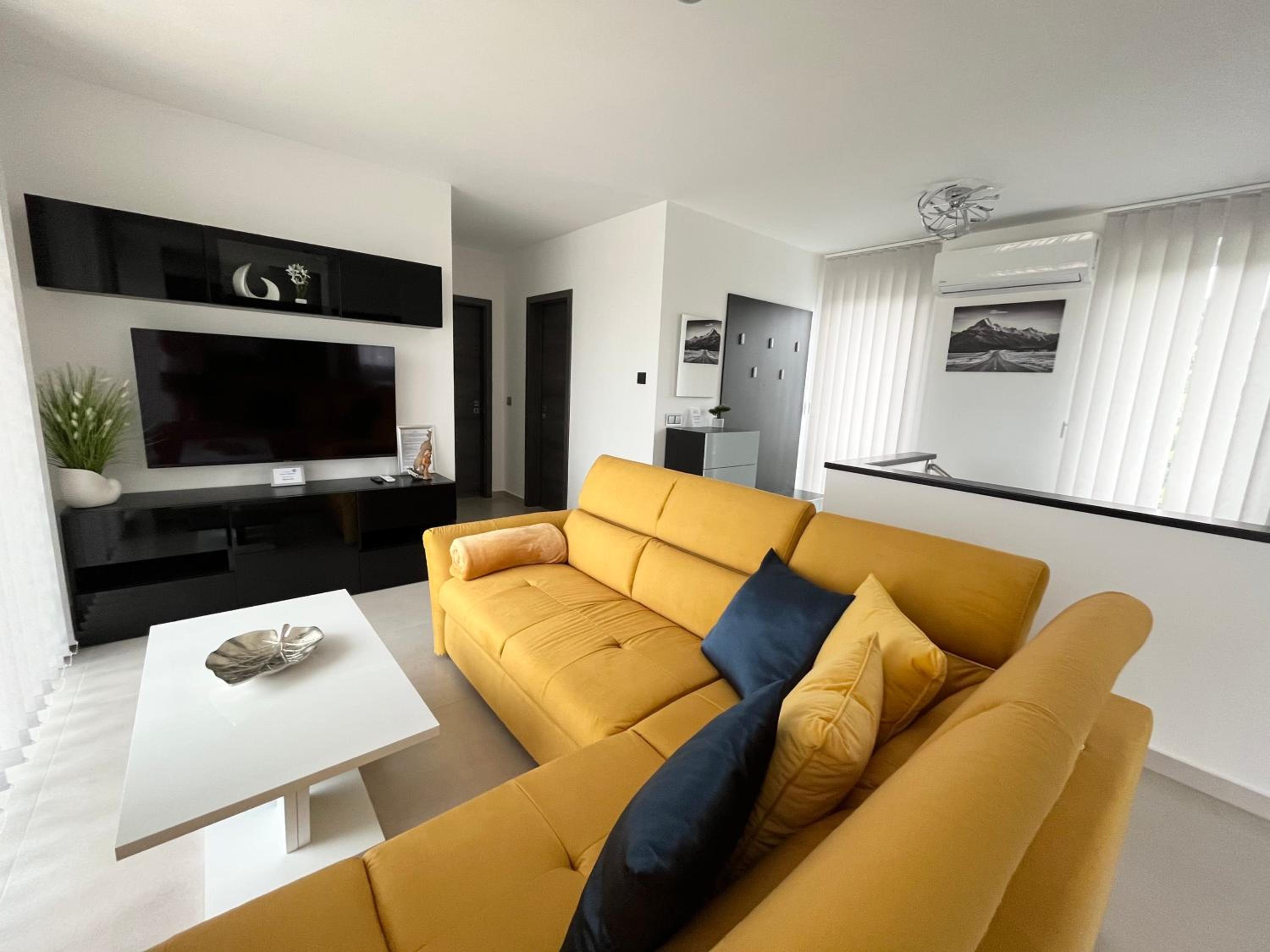 Napfény Terasz Apartman view 4