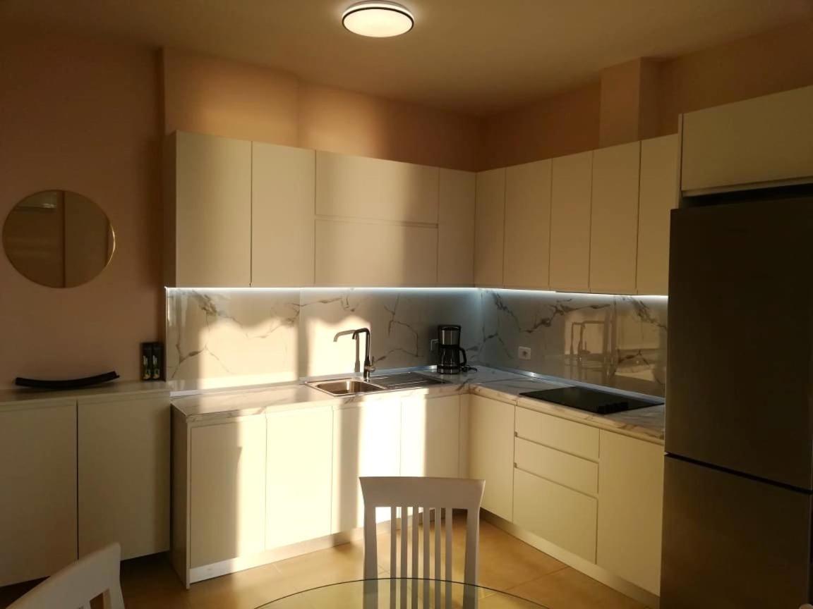 S.E.V. Sunset Homes