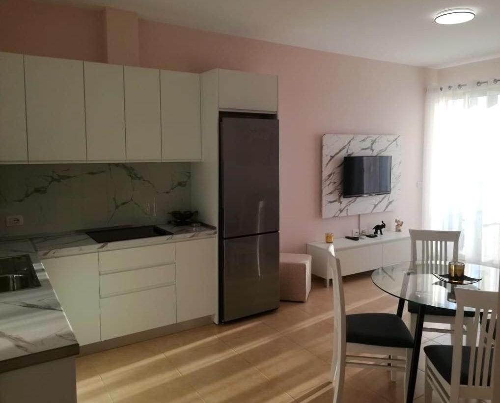 S.E.V. Sunset Homes