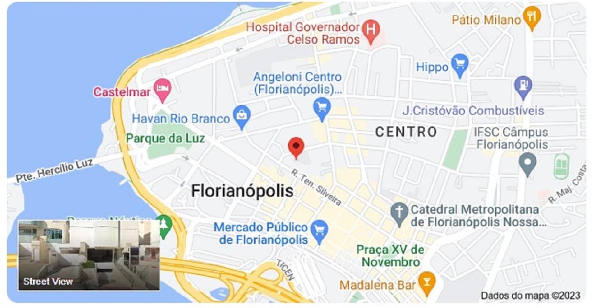 Apto climatizado -garagem