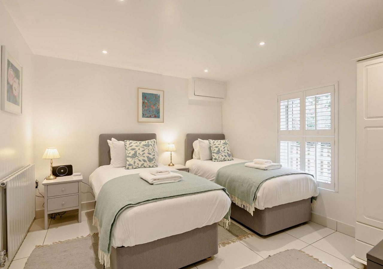 4 Bed in Aldeburgh oc-12lr