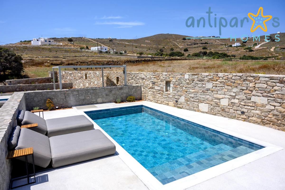Hotel Antiparos Homes - Image 1