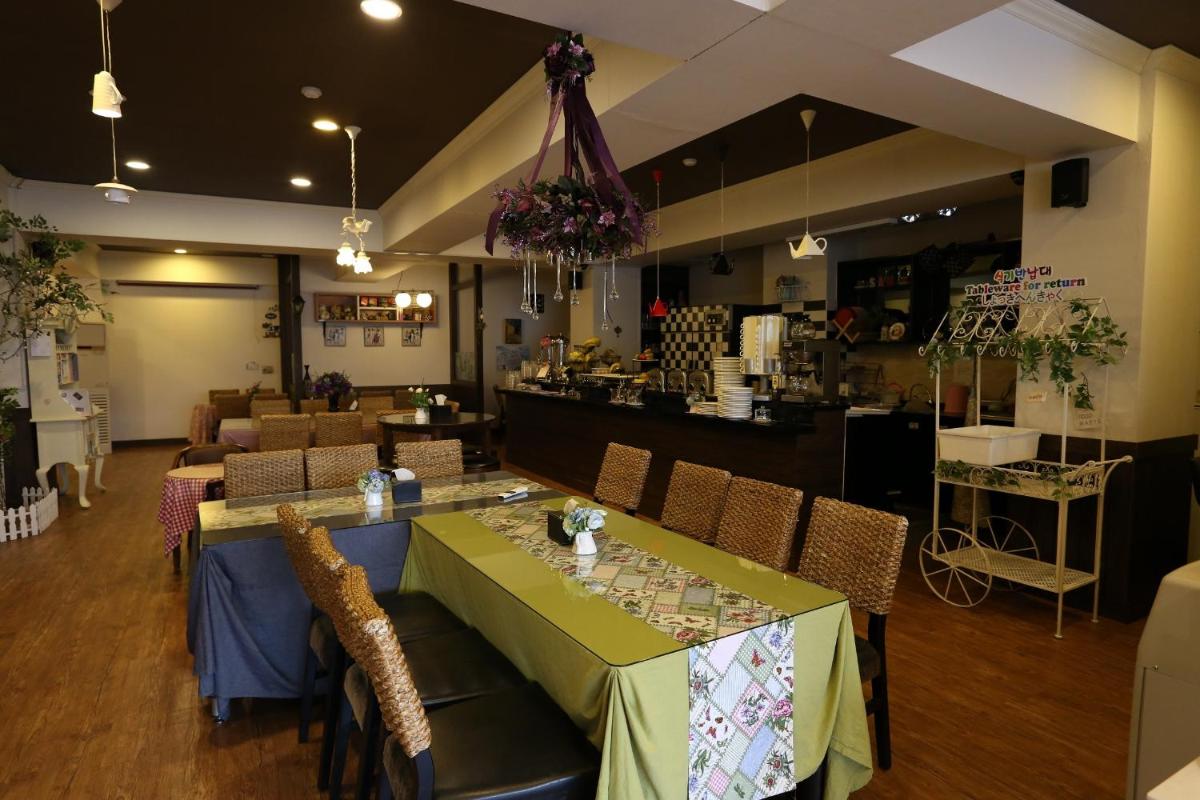Funstay Inn Guesthouse