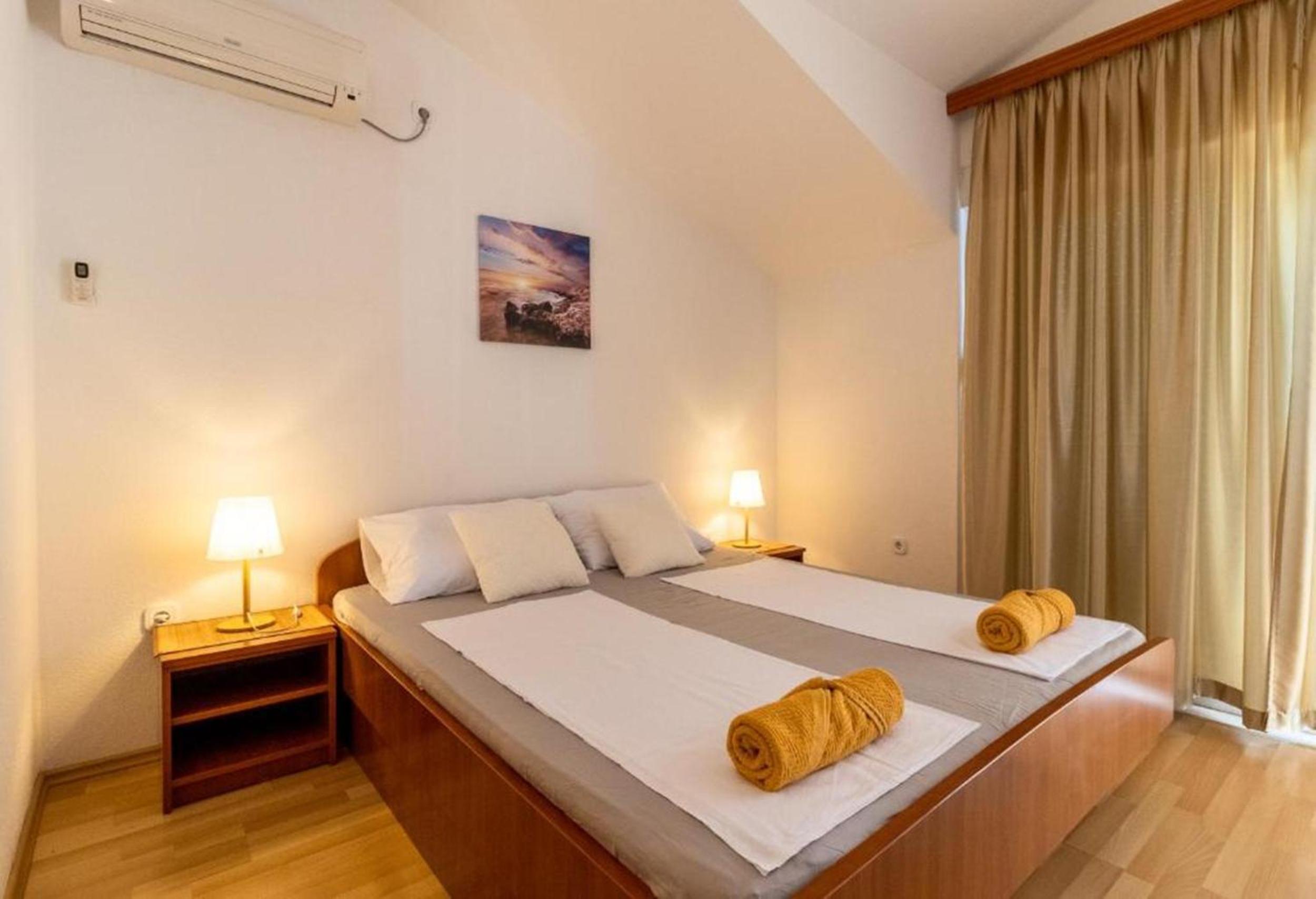 Apartments Ivona